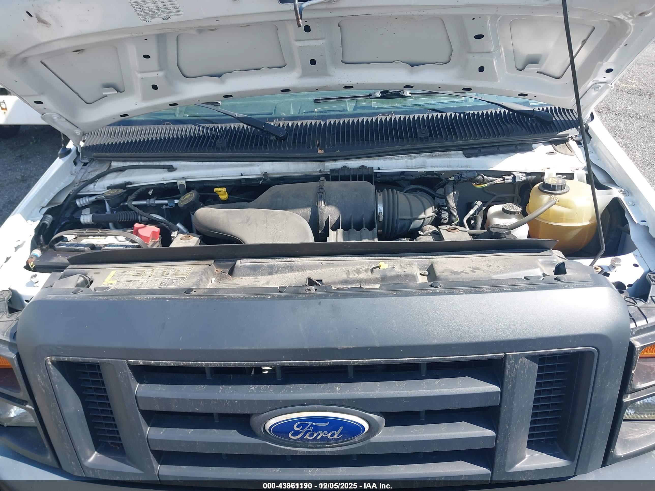 FORD E-350 image 10