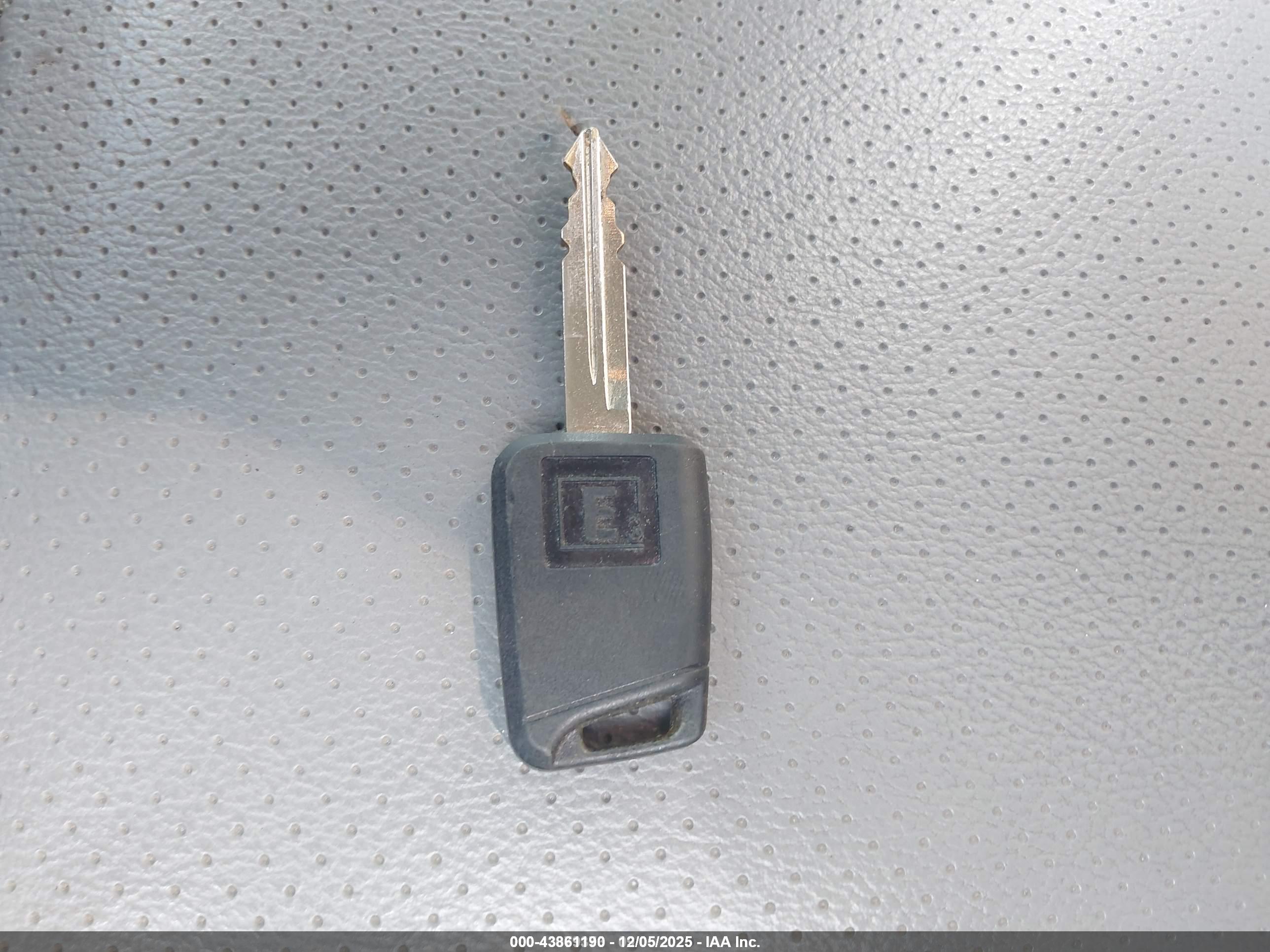 FORD E-350 image 11