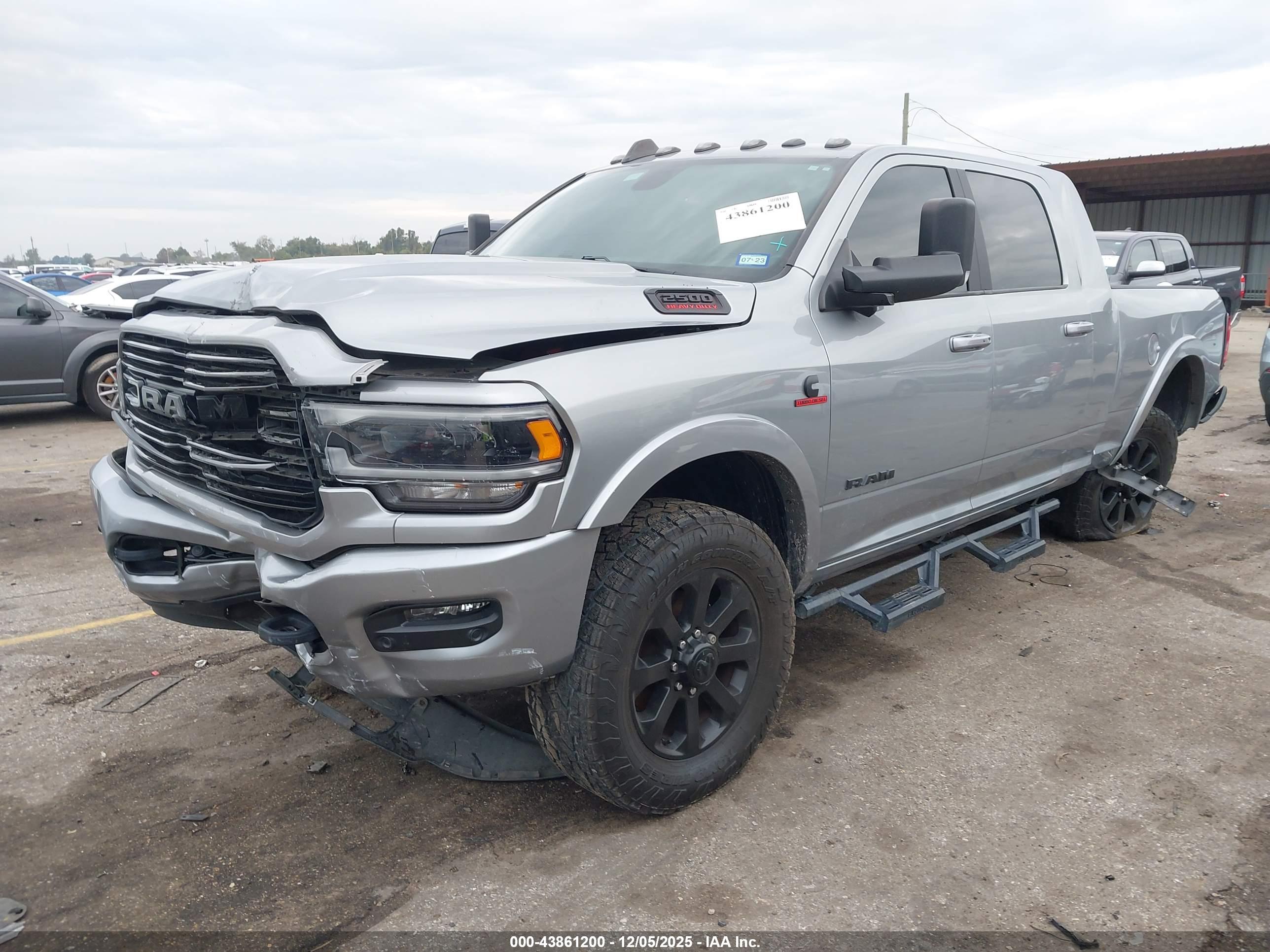 RAM 2500 image 2