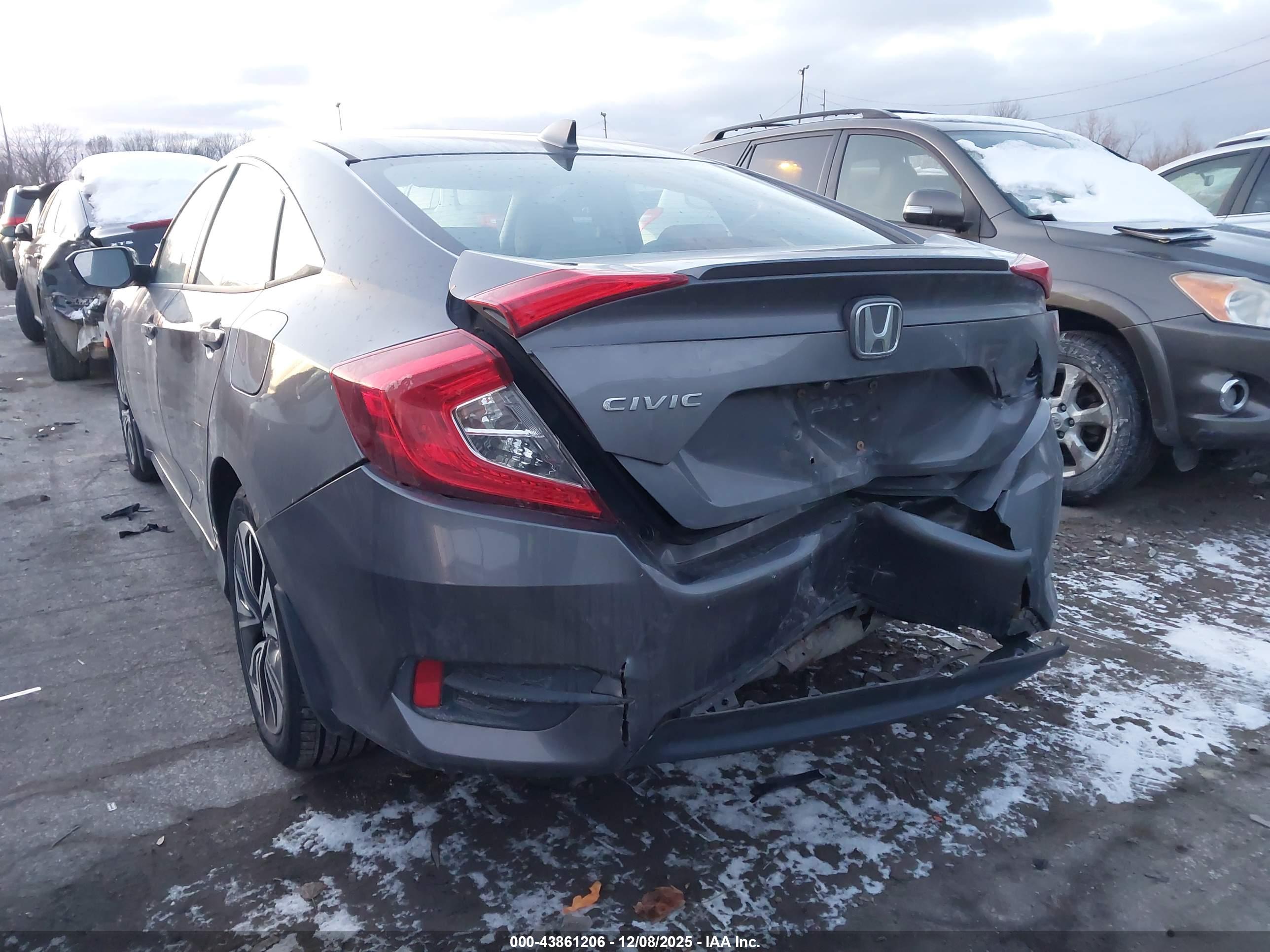 HONDA CIVIC image 3