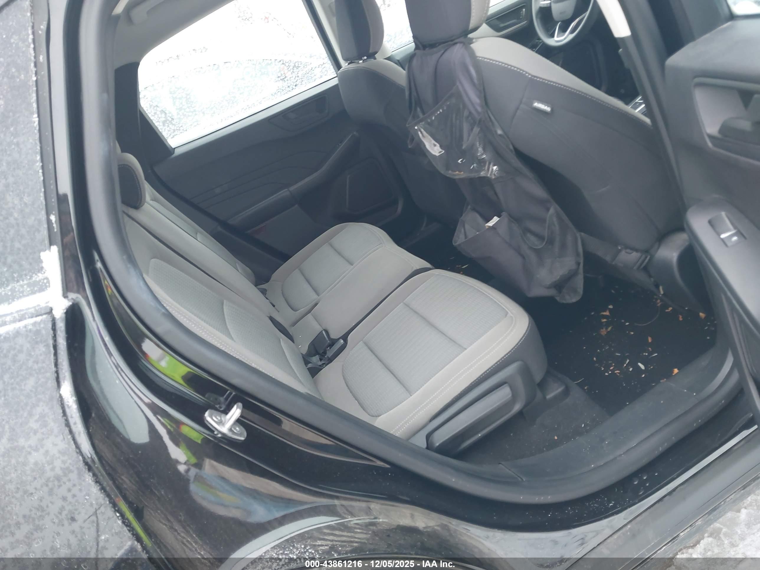 FORD ESCAPE image 8