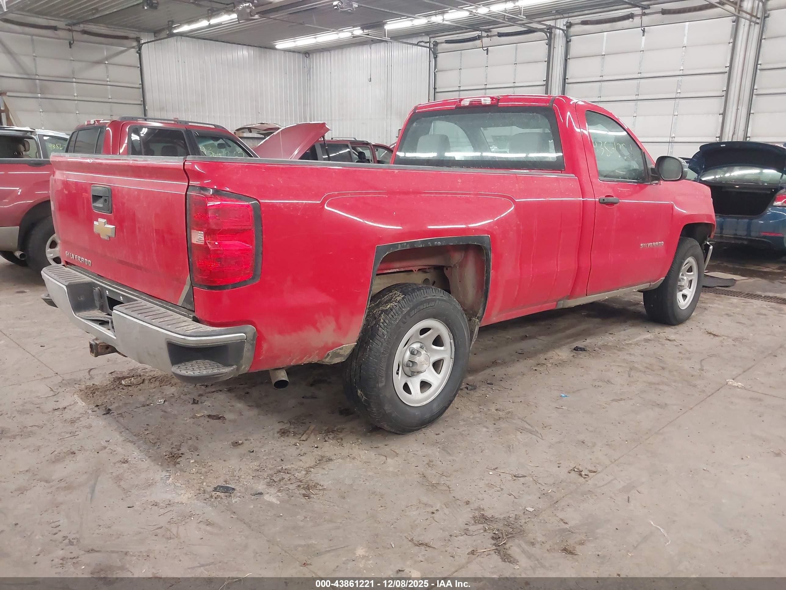CHEVROLET SILVERADO image 4