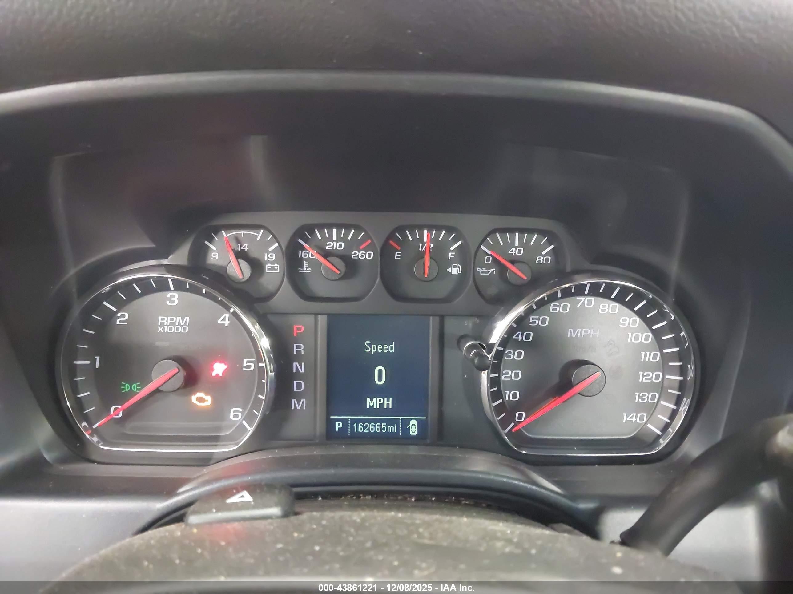 CHEVROLET SILVERADO image 7