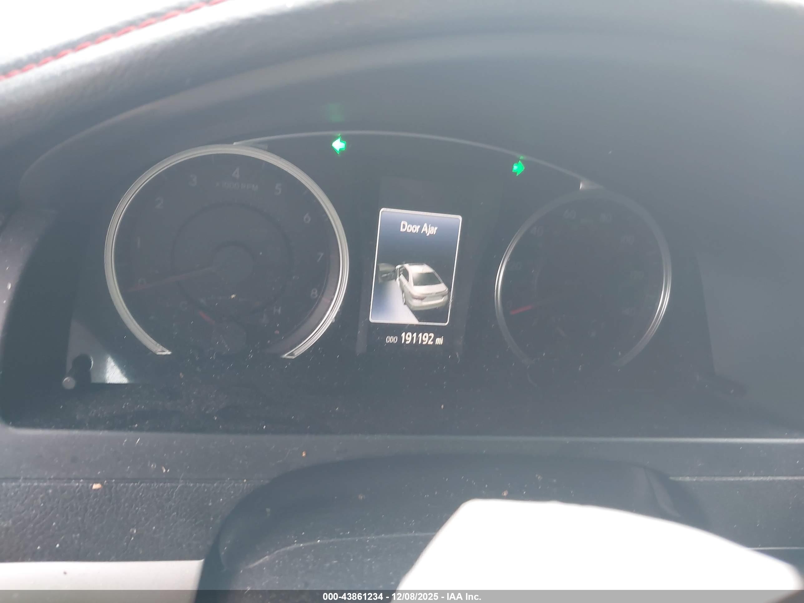 TOYOTA CAMRY image 7