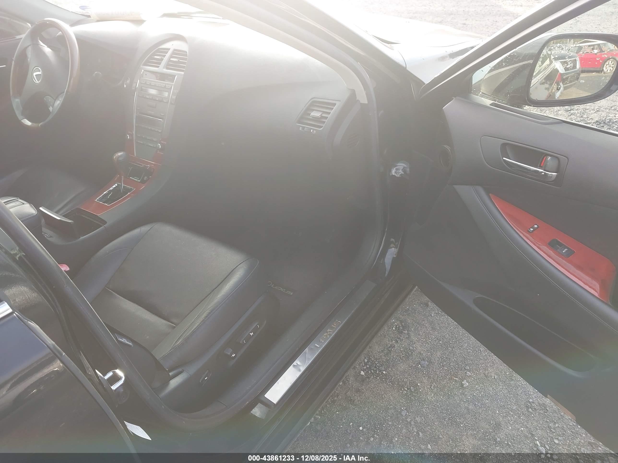 LEXUS ES image 5