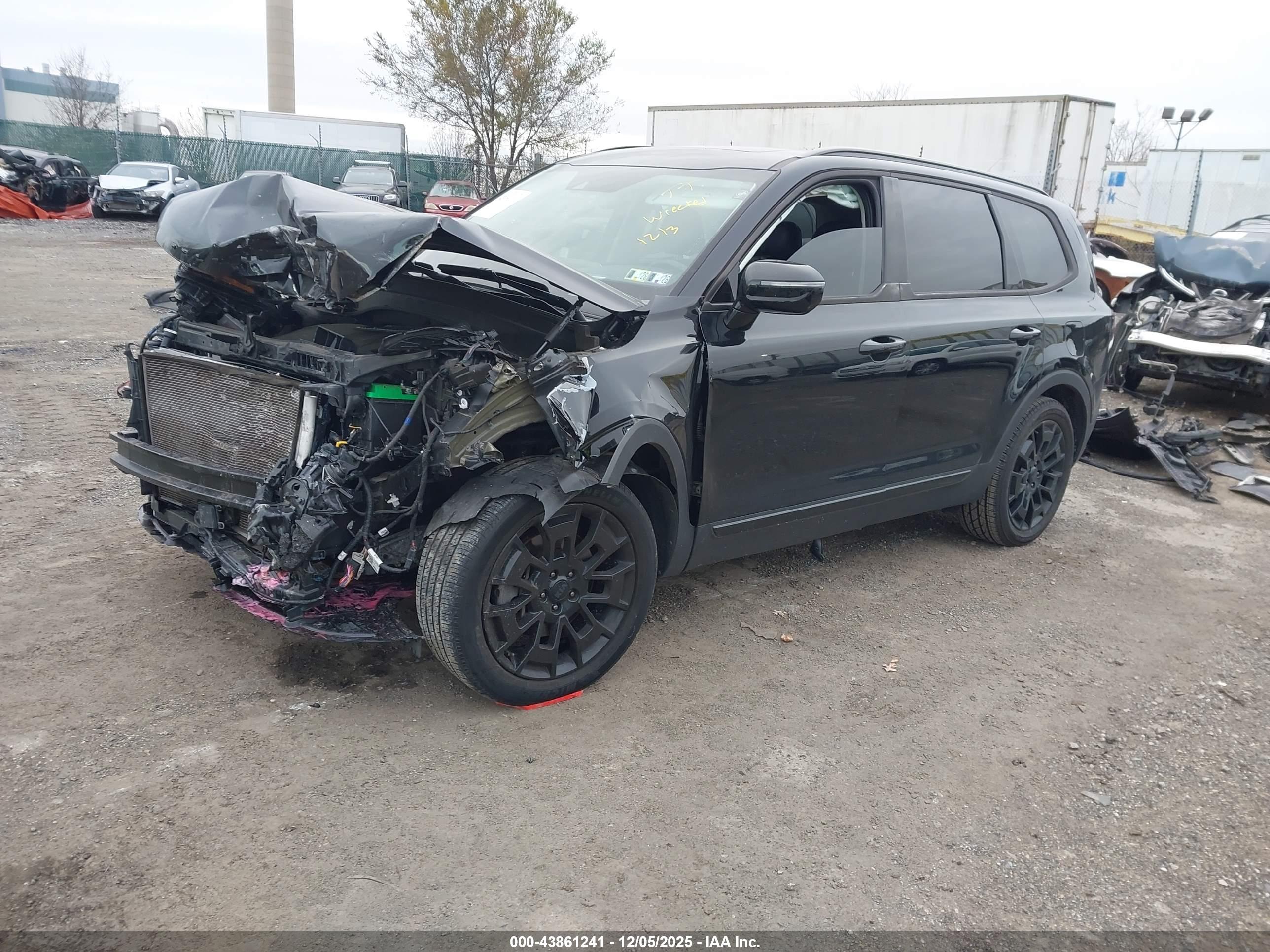 KIA TELLURIDE image 2