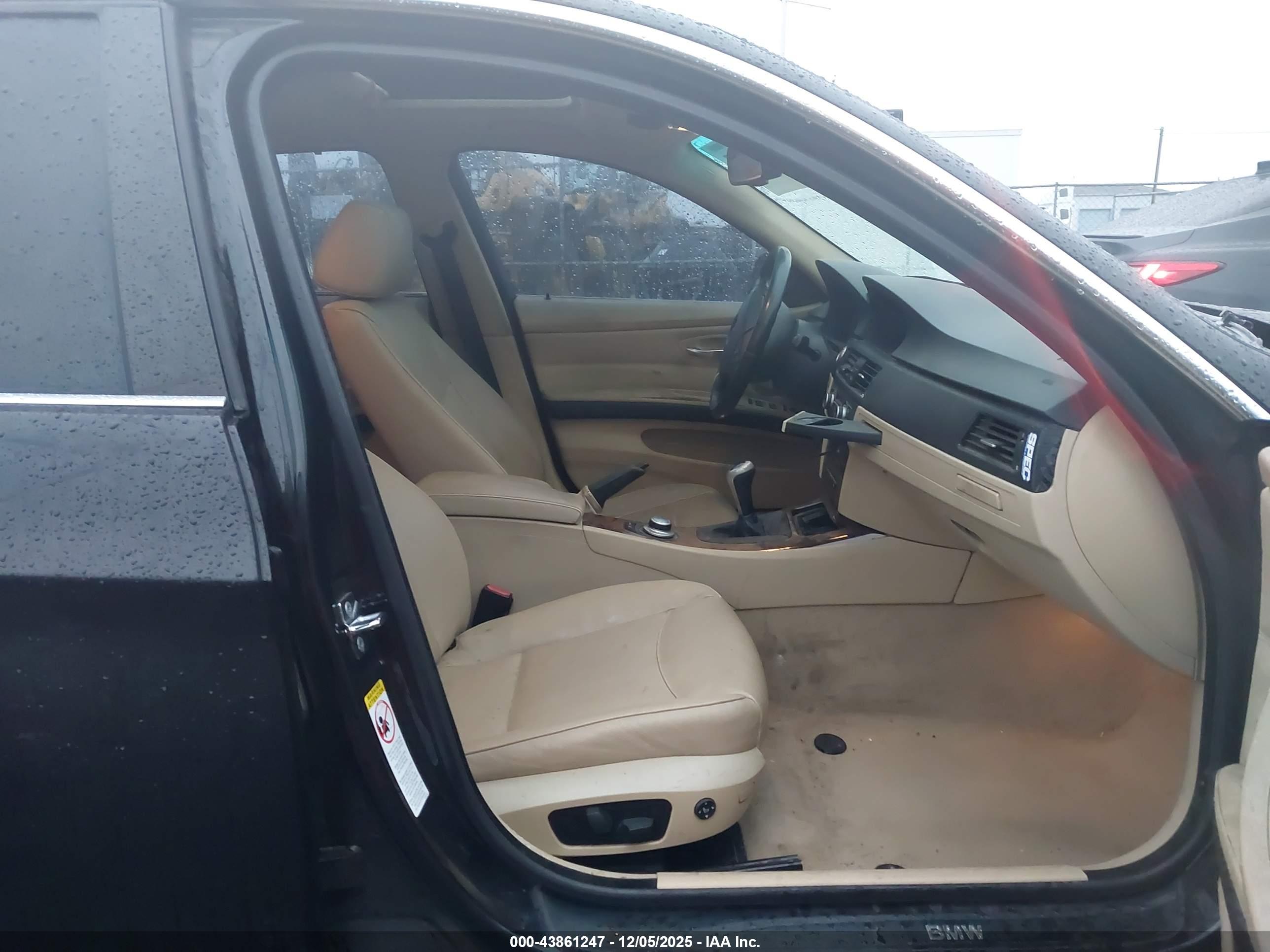 BMW 335I image 5