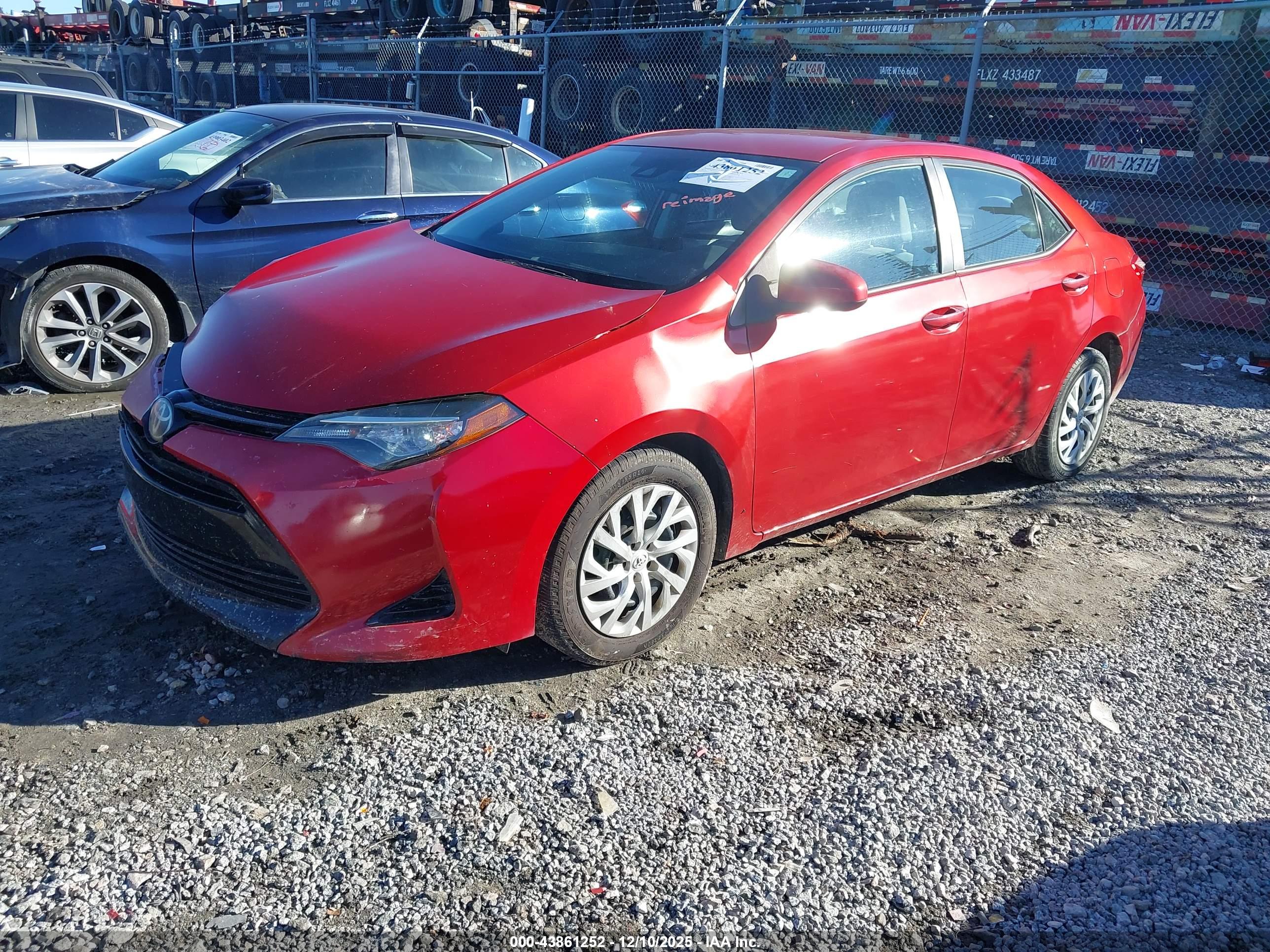TOYOTA COROLLA image 2