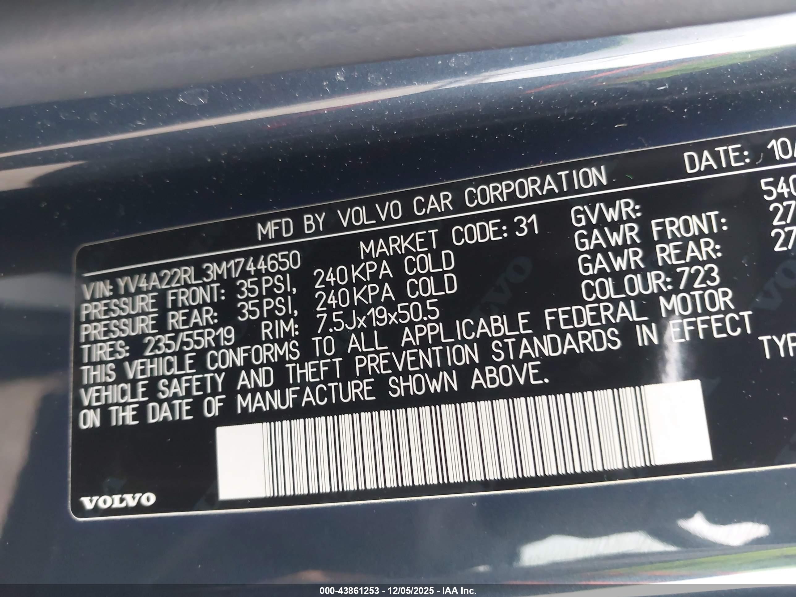 VOLVO XC60 image 9