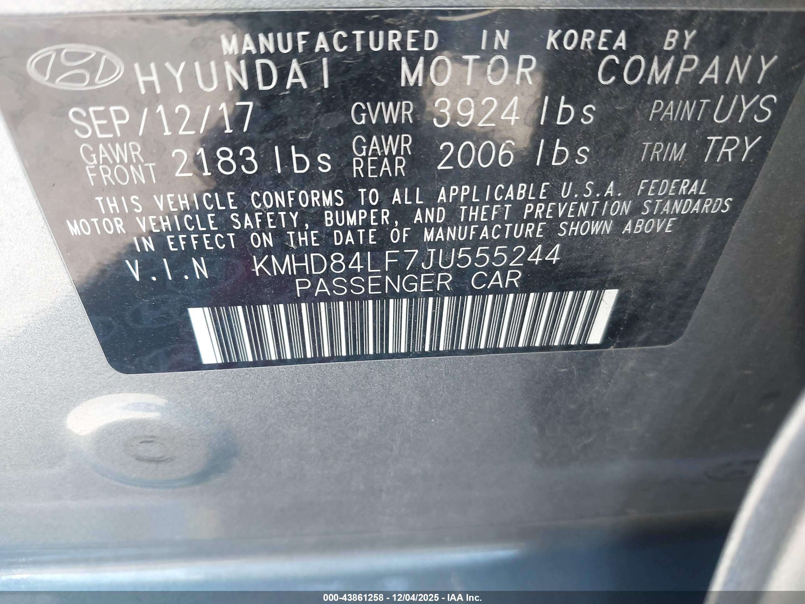 HYUNDAI ELANTRA image 9