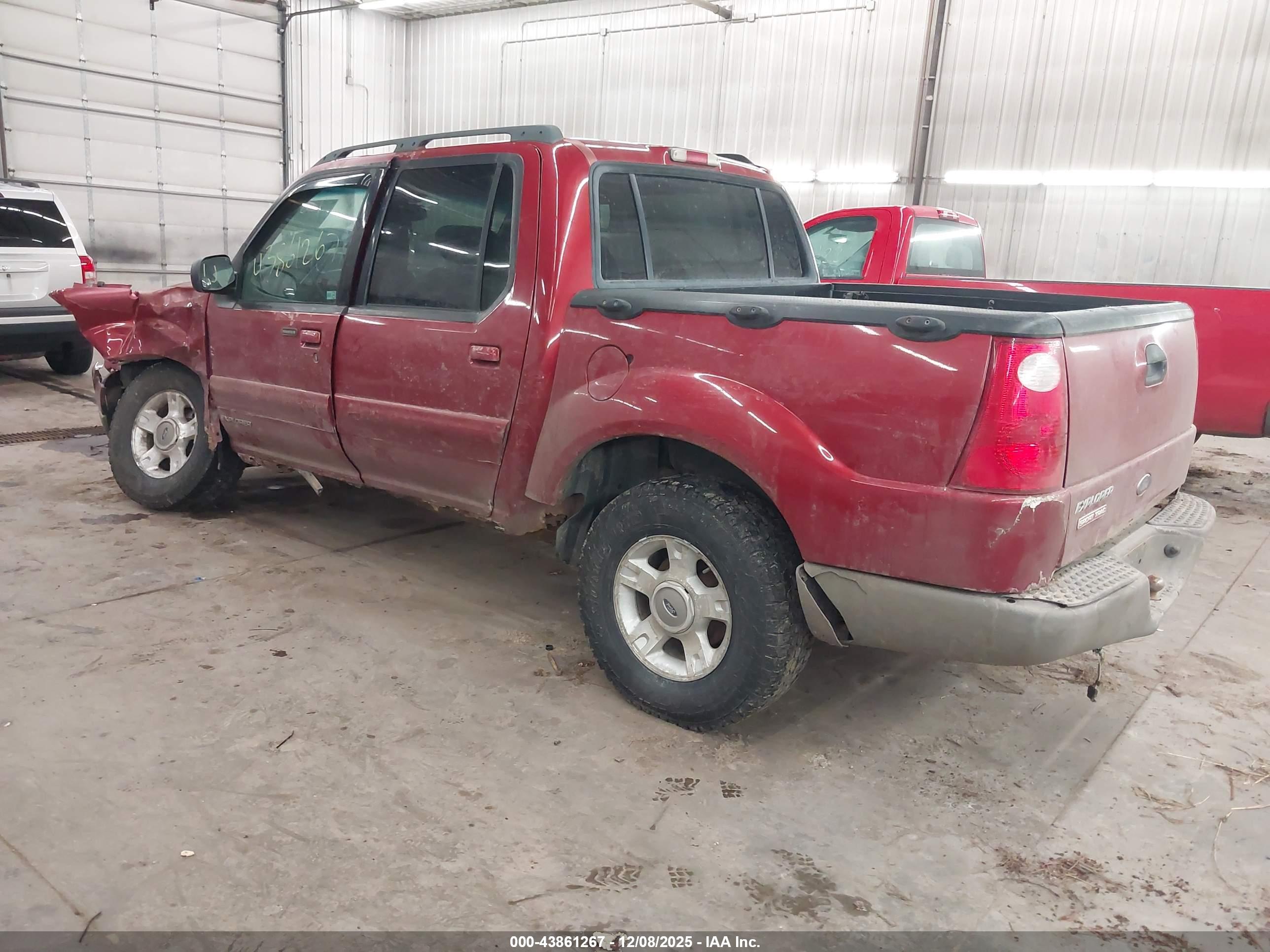 FORD EXPLORER image 3