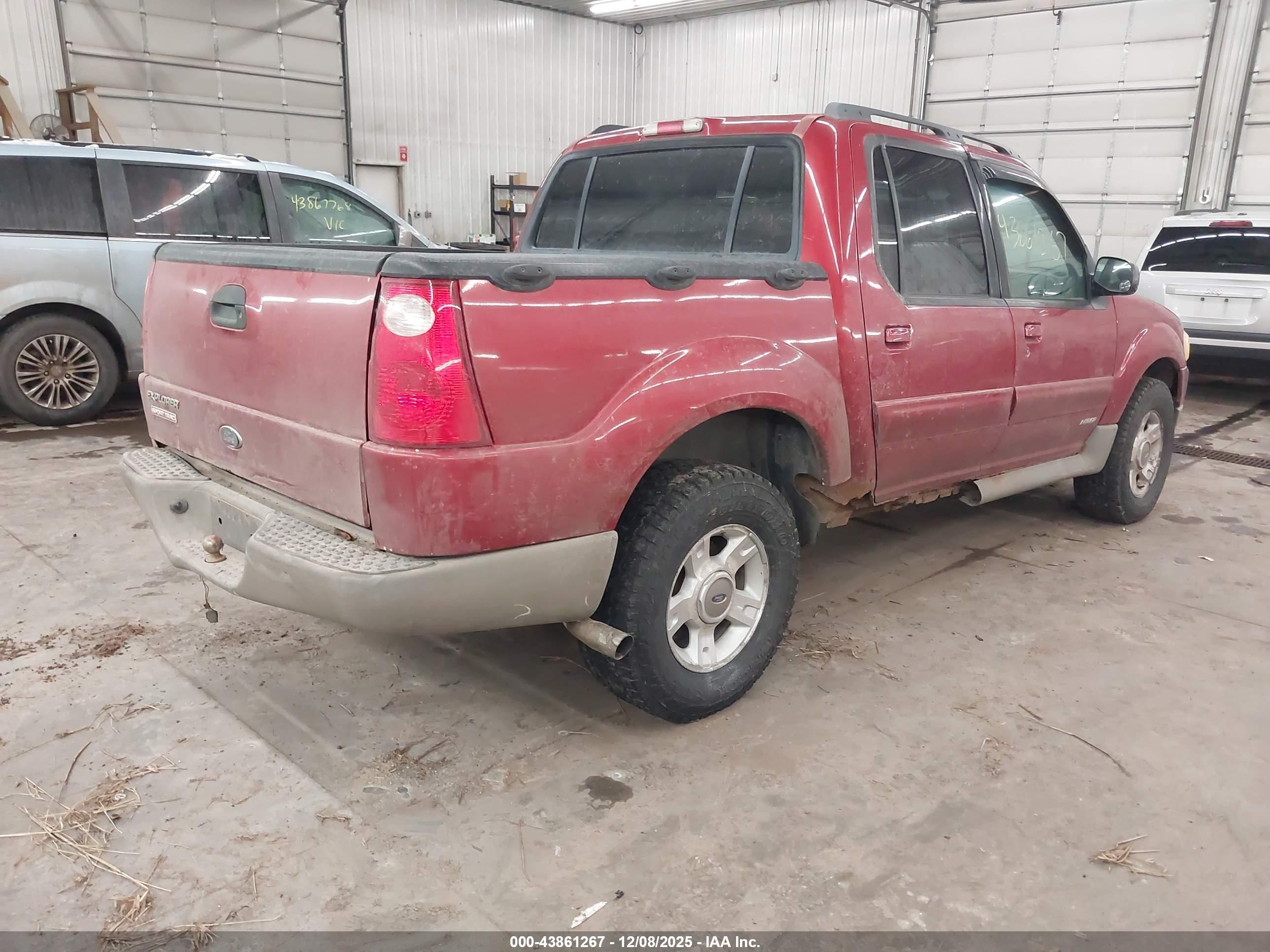 FORD EXPLORER image 4