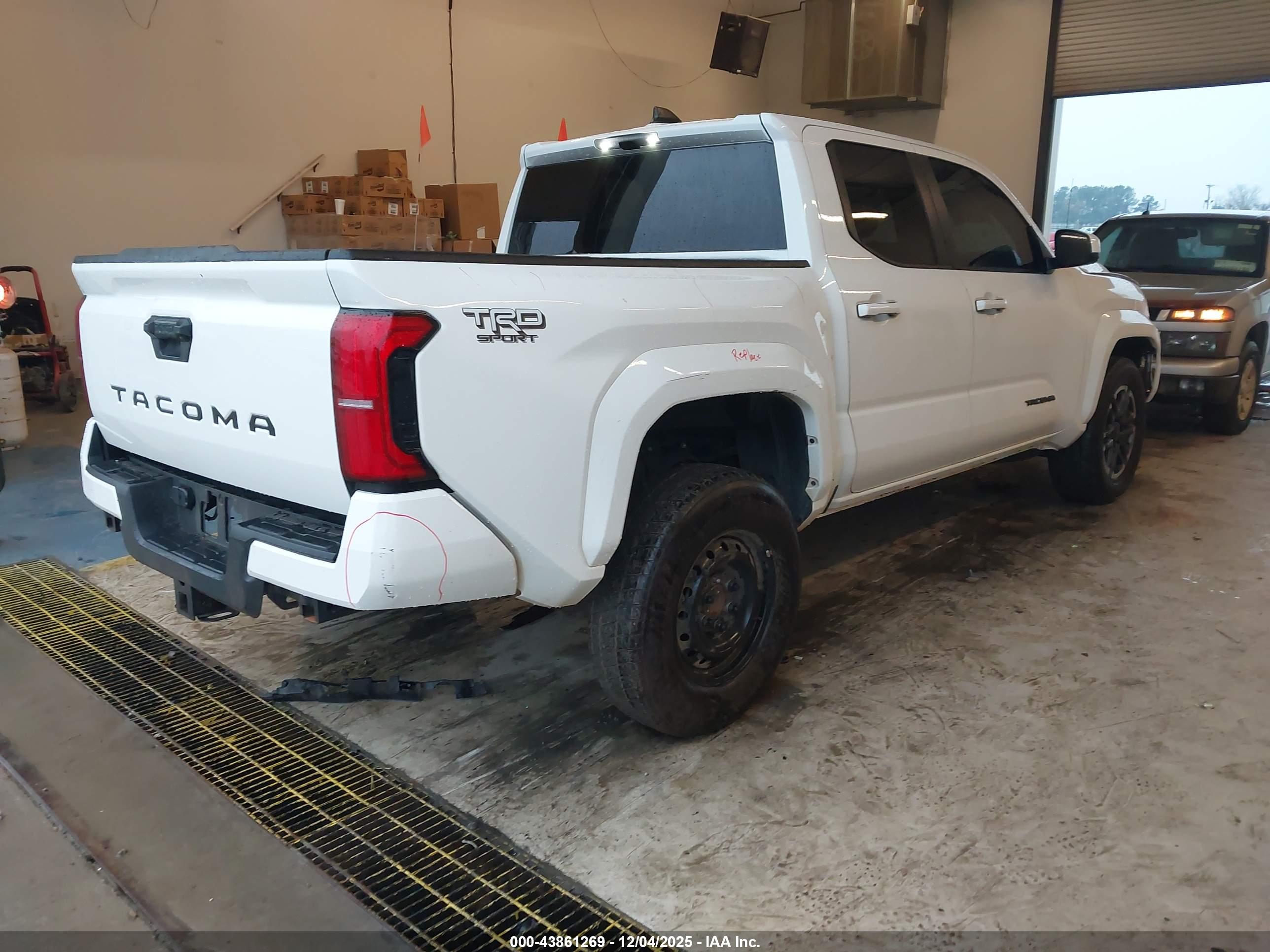 TOYOTA TACOMA image 4