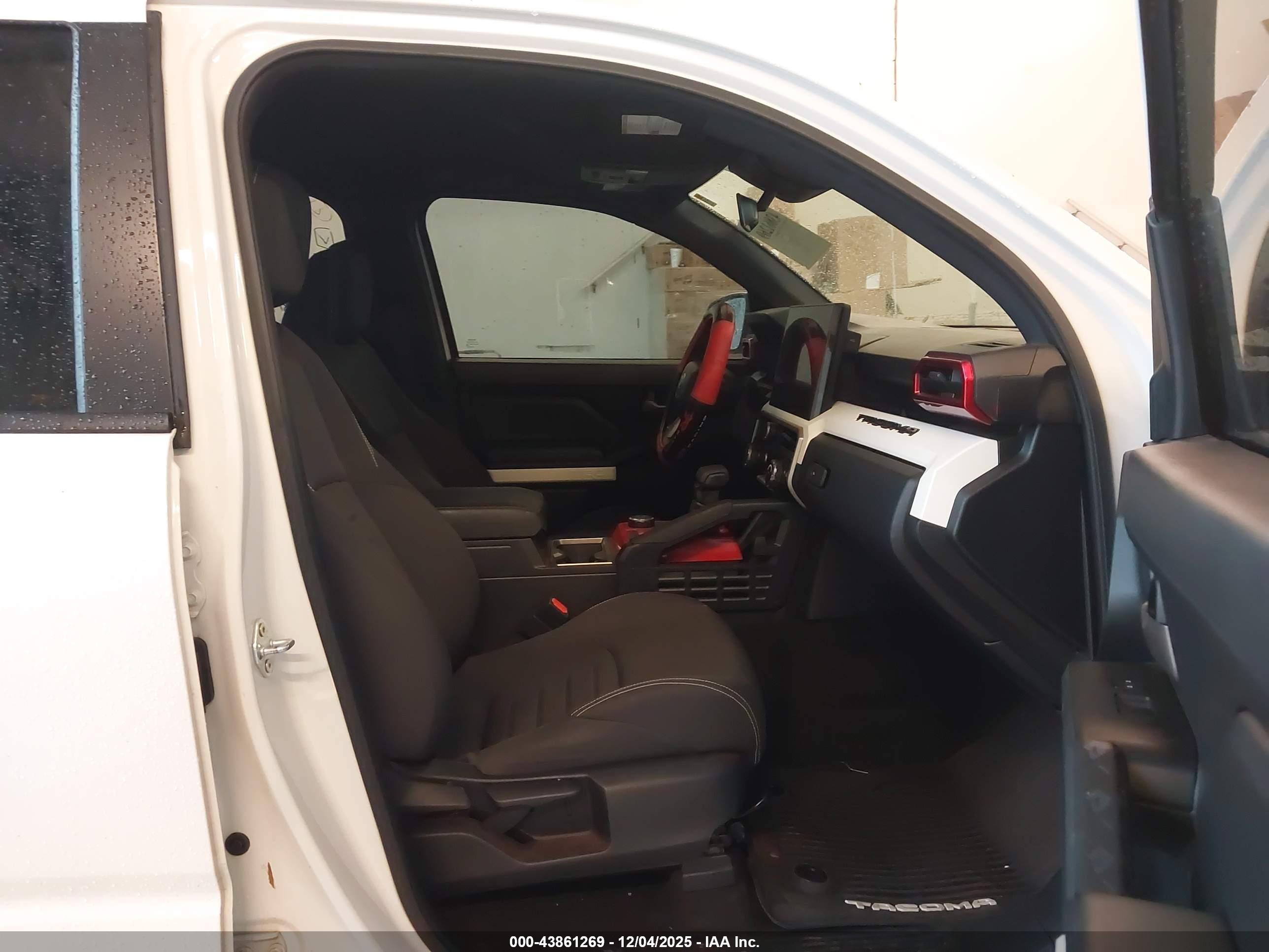 TOYOTA TACOMA image 5