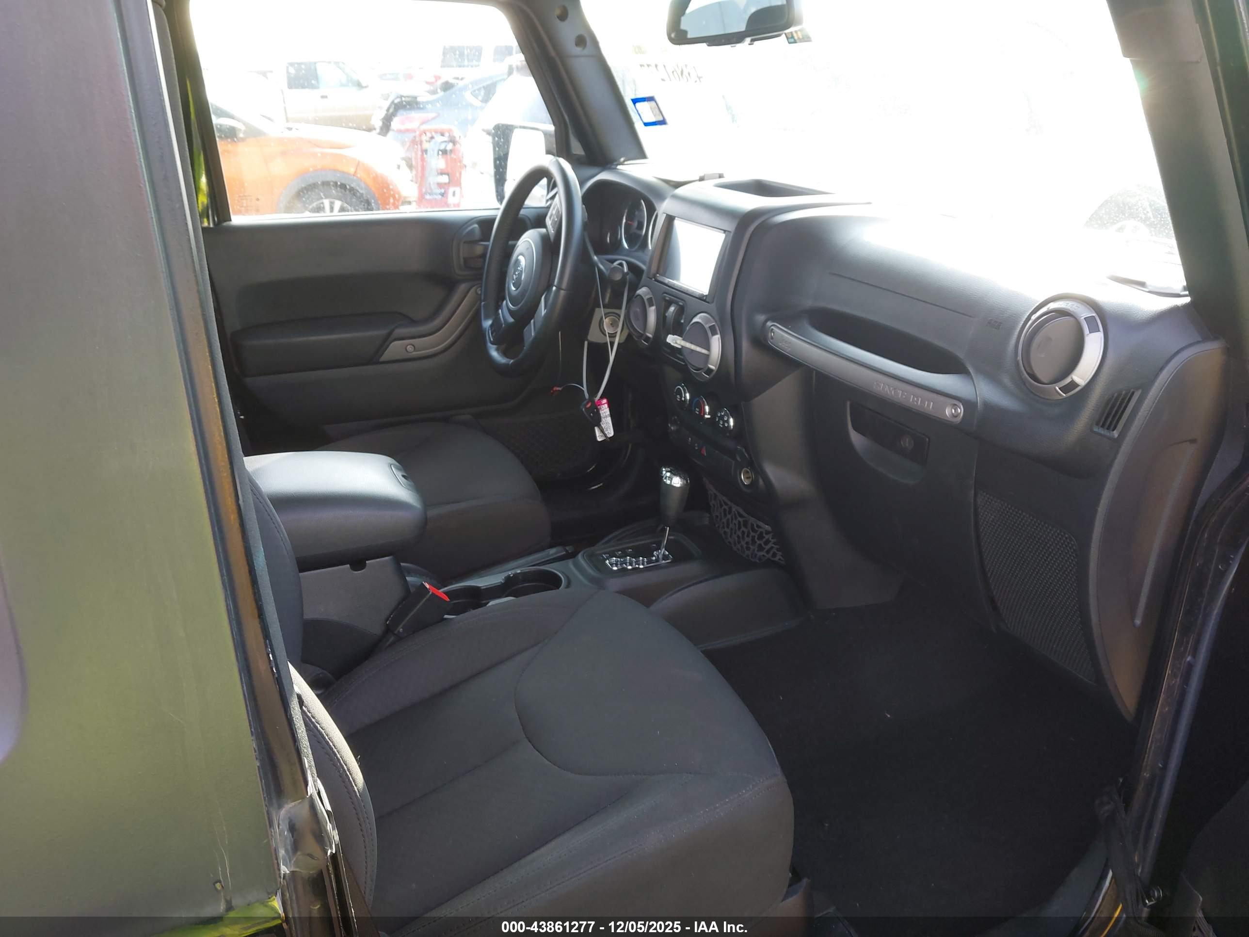 JEEP WRANGLER image 5