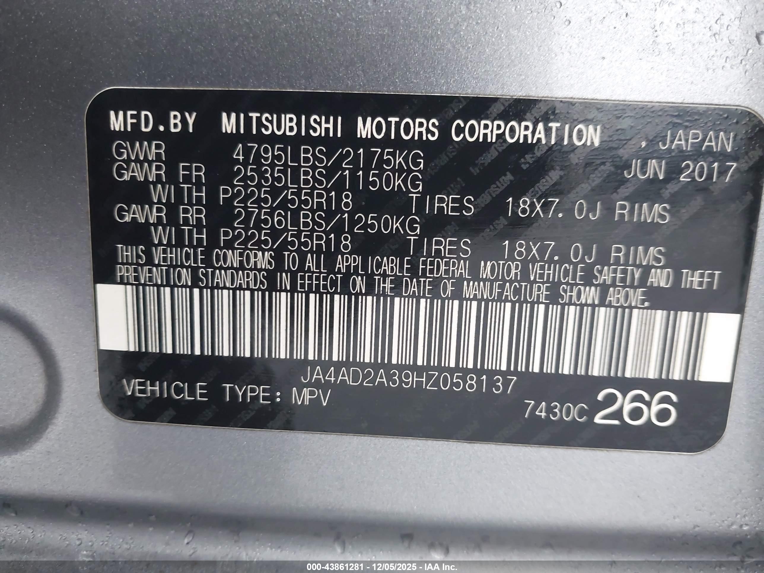 MITSUBISHI OUTLANDER image 9