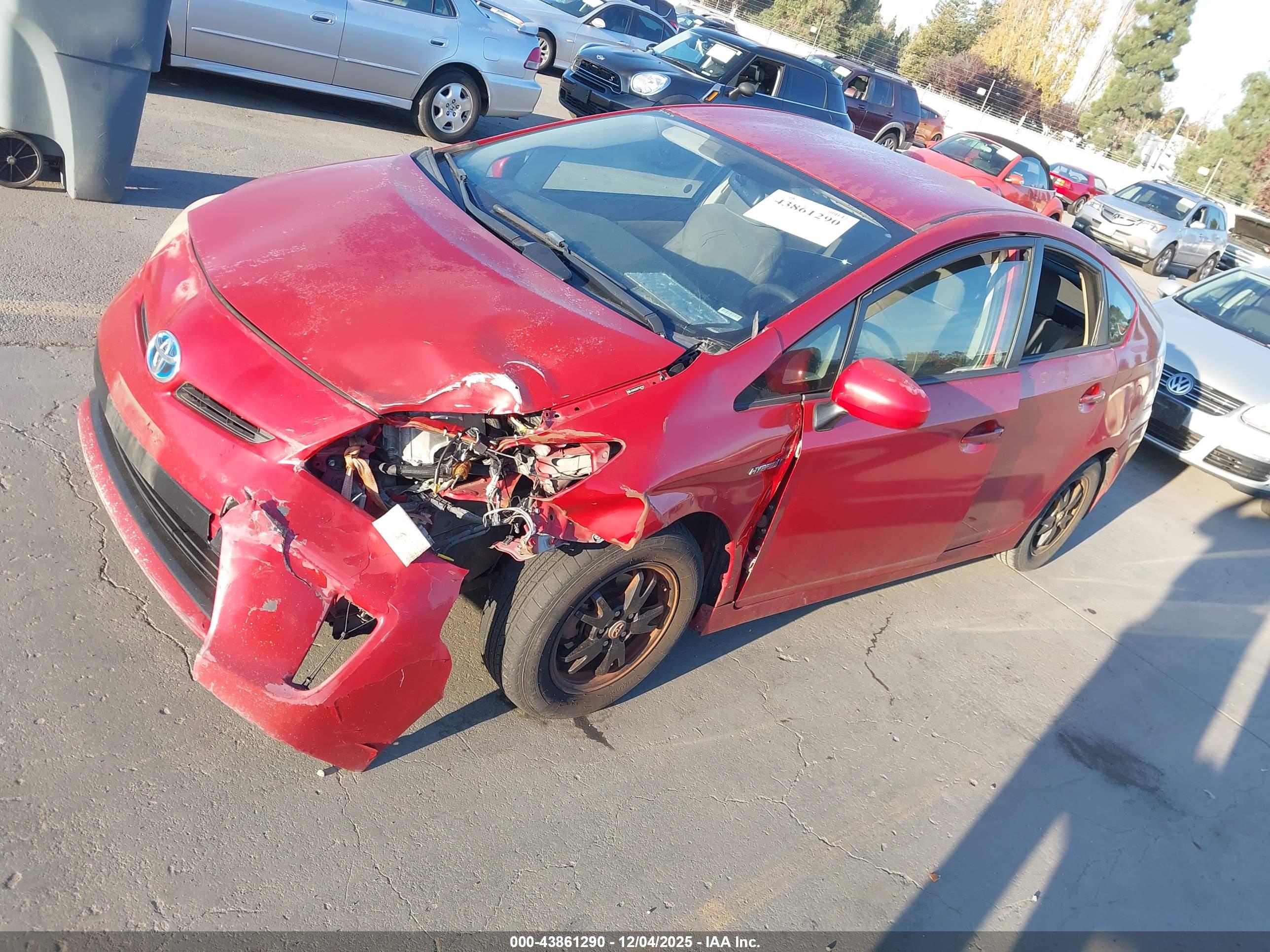 TOYOTA PRIUS image 2