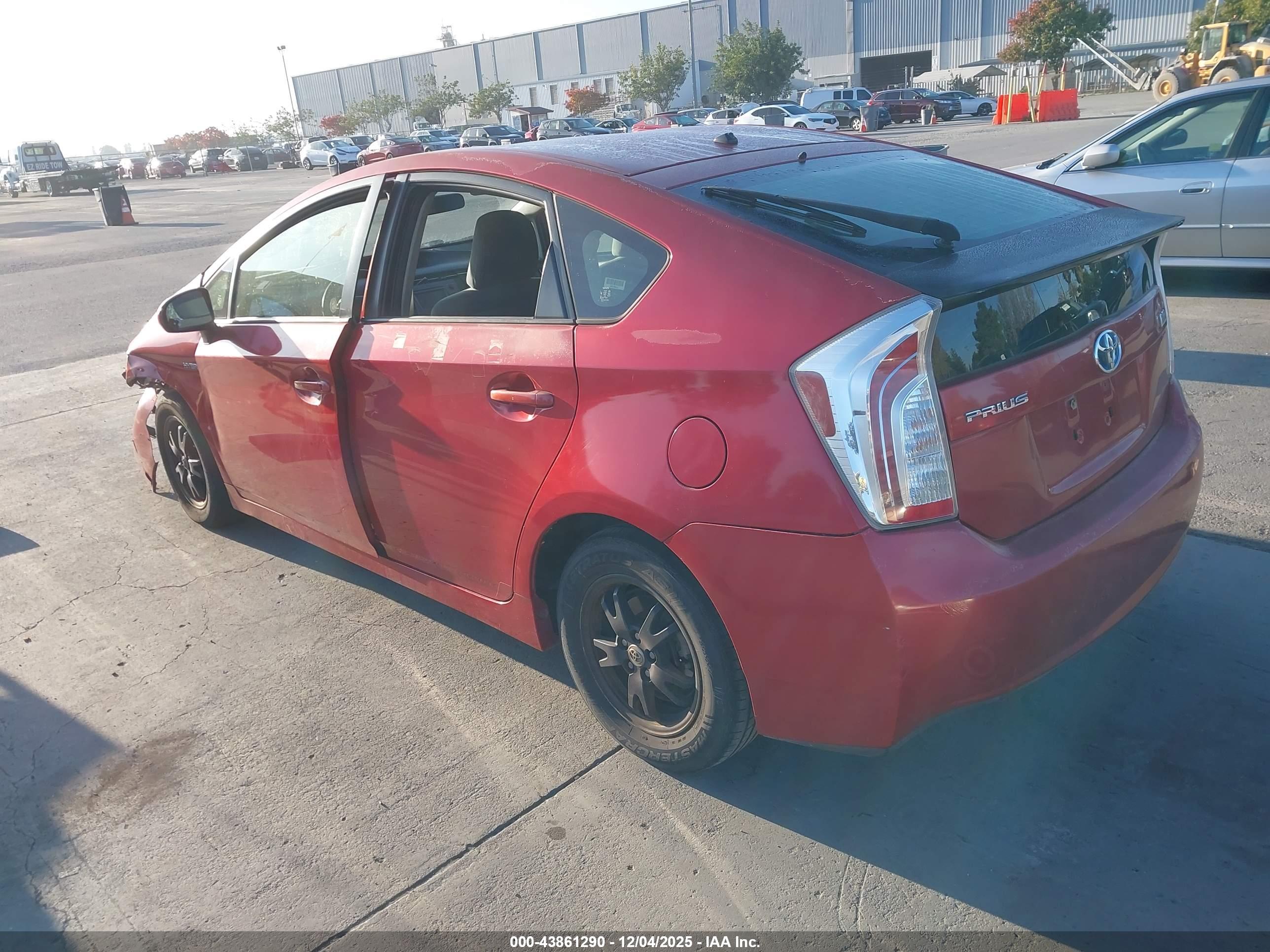 TOYOTA PRIUS image 3