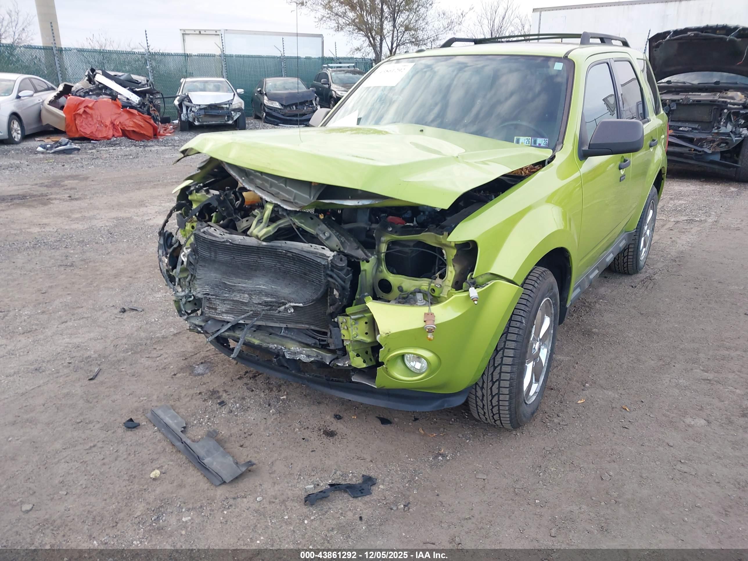 FORD ESCAPE image 6