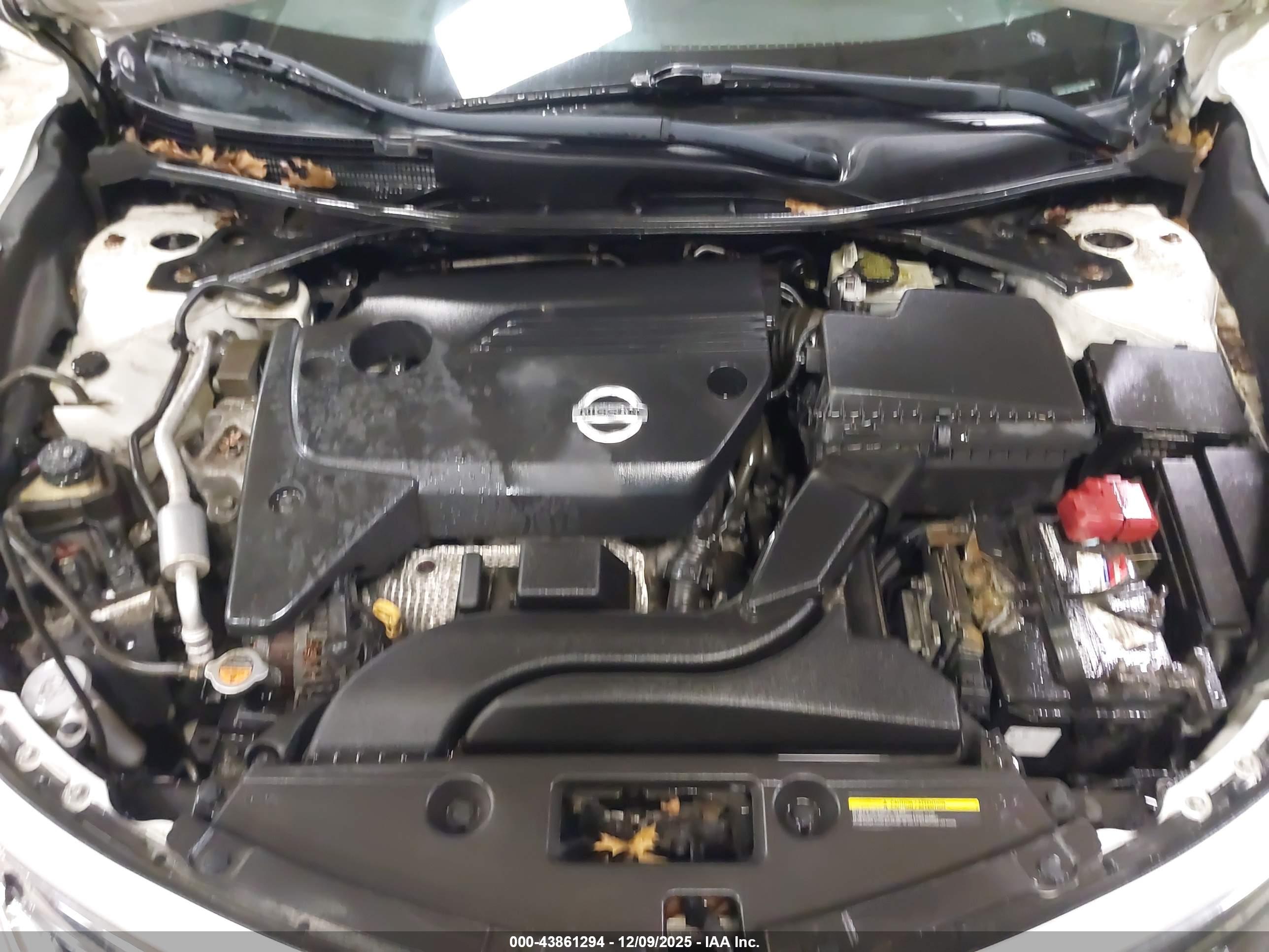 NISSAN ALTIMA image 10