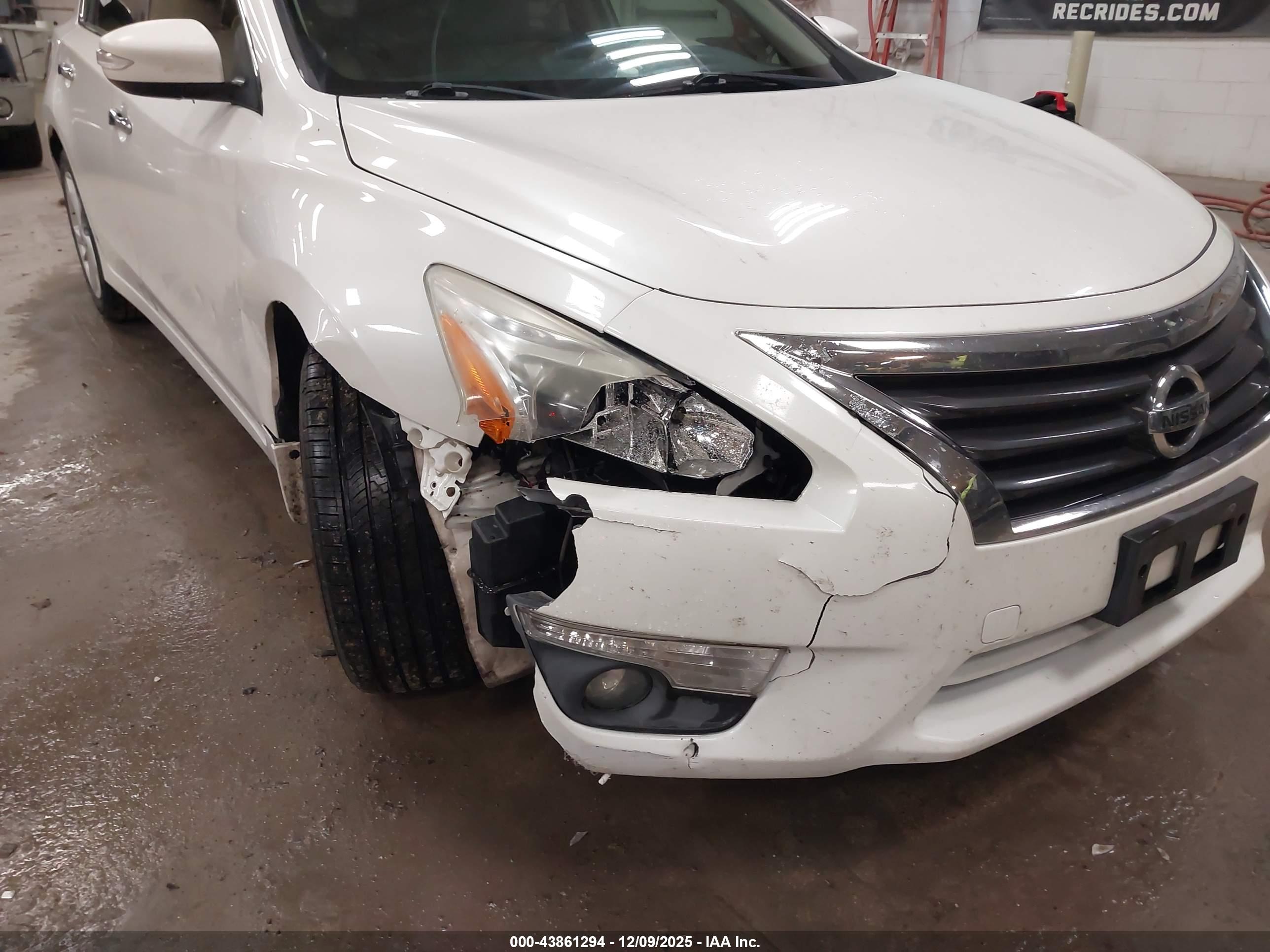 NISSAN ALTIMA image 6
