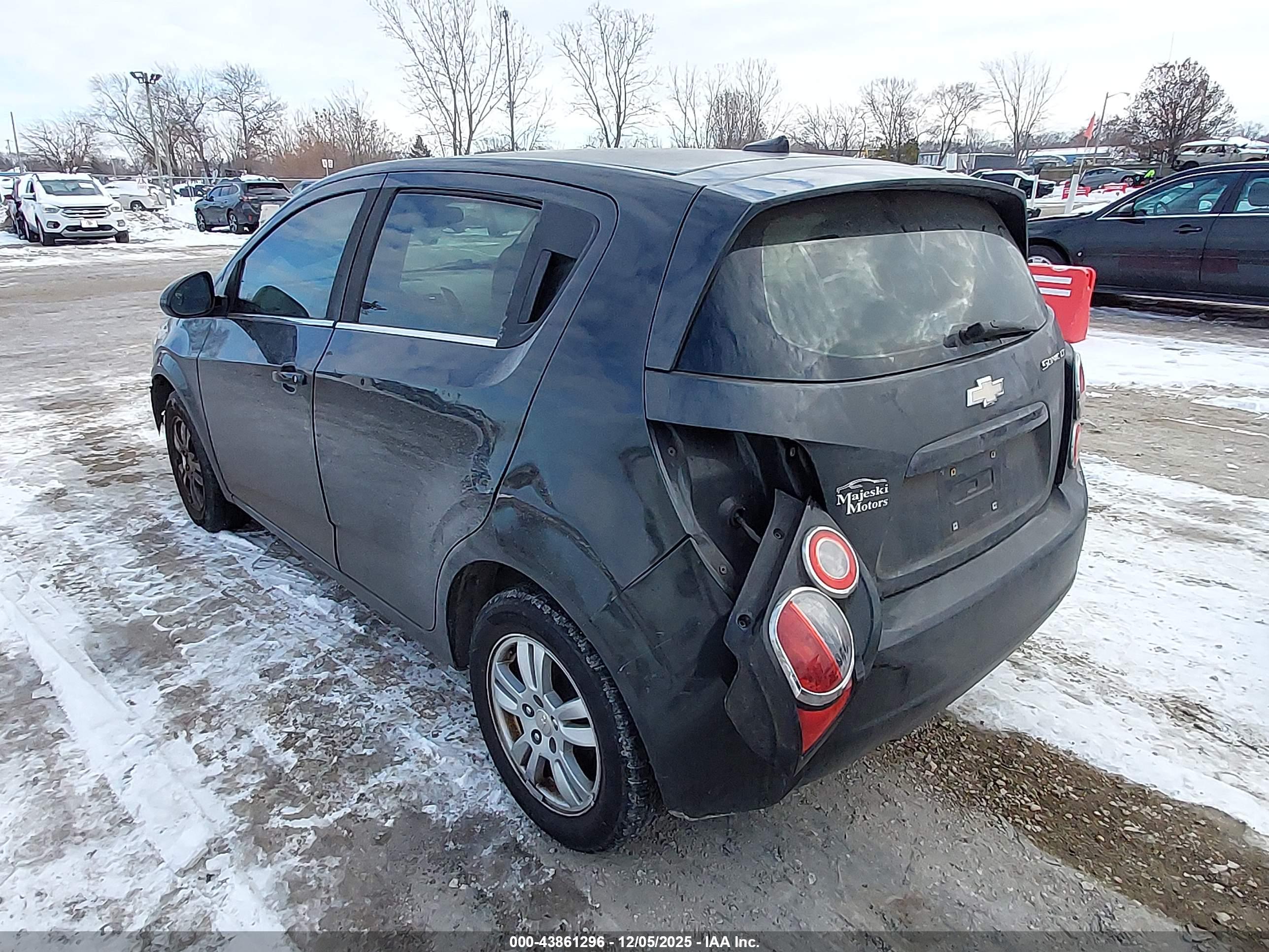CHEVROLET SONIC image 3