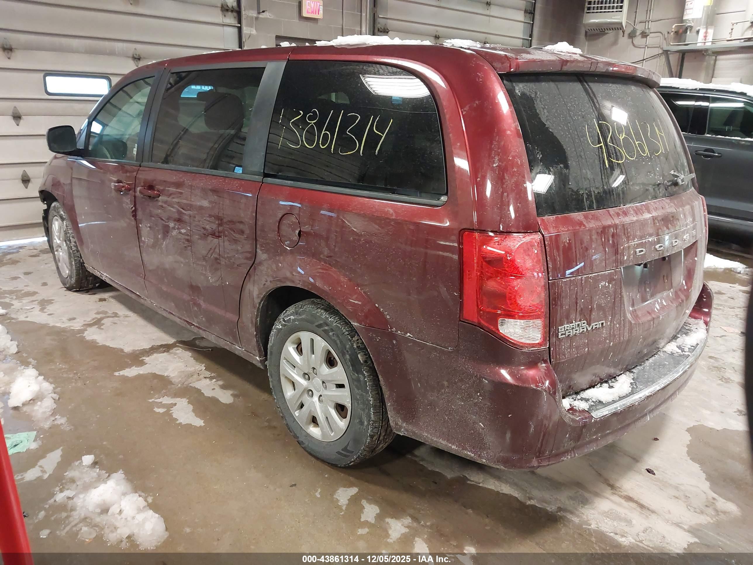 DODGE GRAND image 3