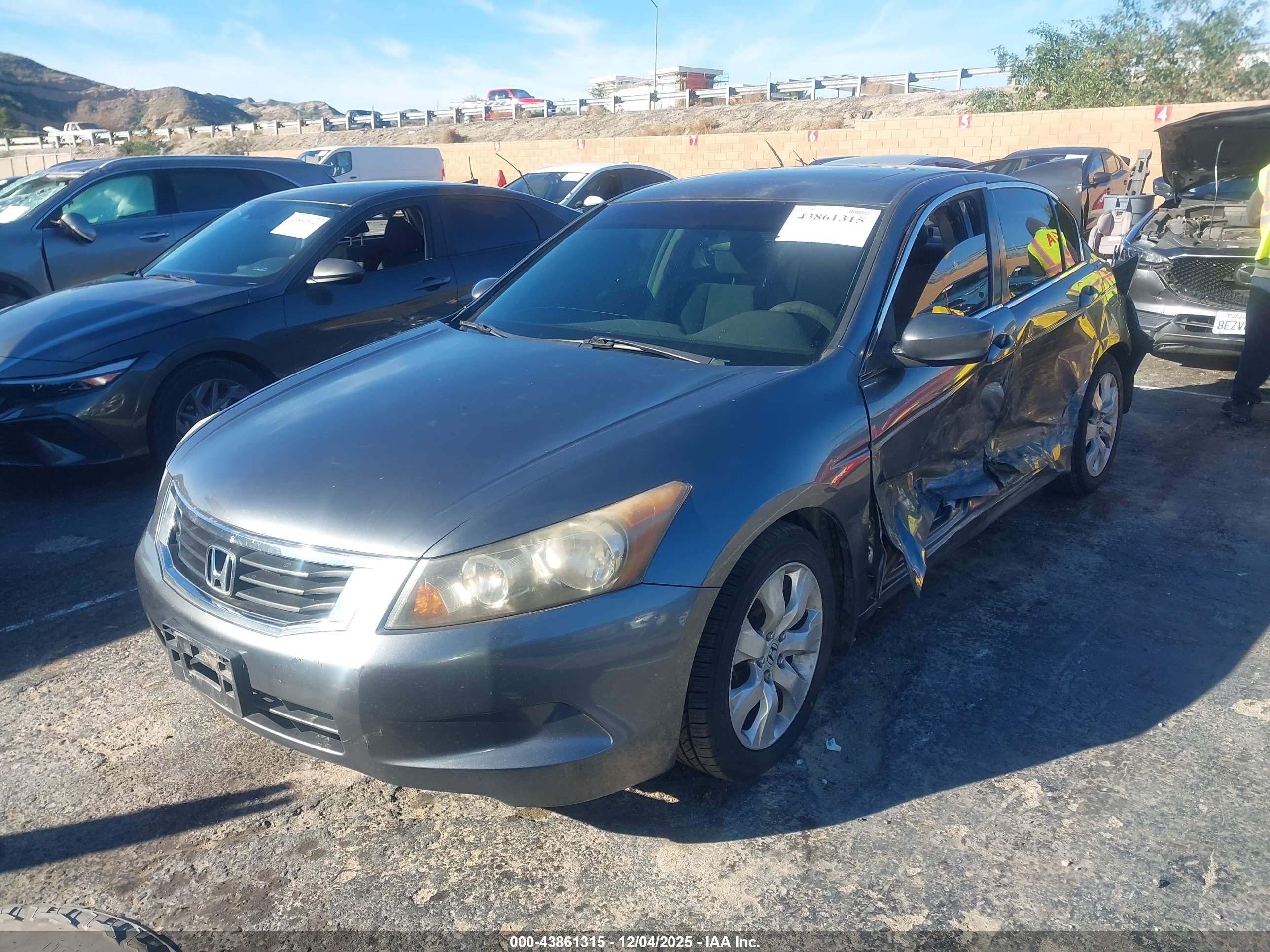 HONDA ACCORD image 2