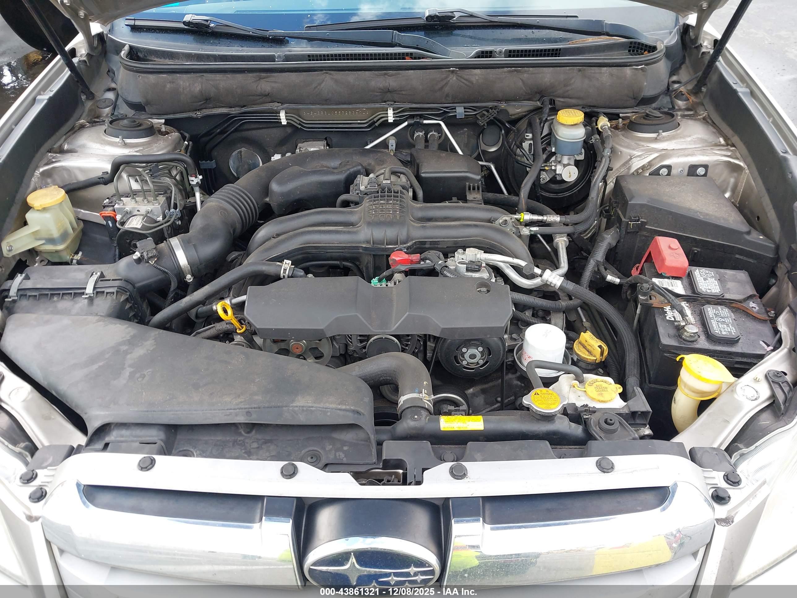 SUBARU OUTBACK image 10