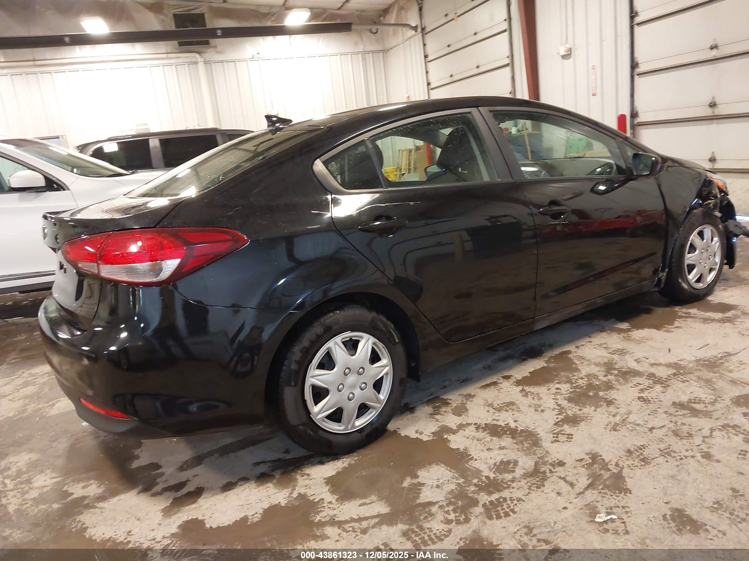 KIA FORTE image 4