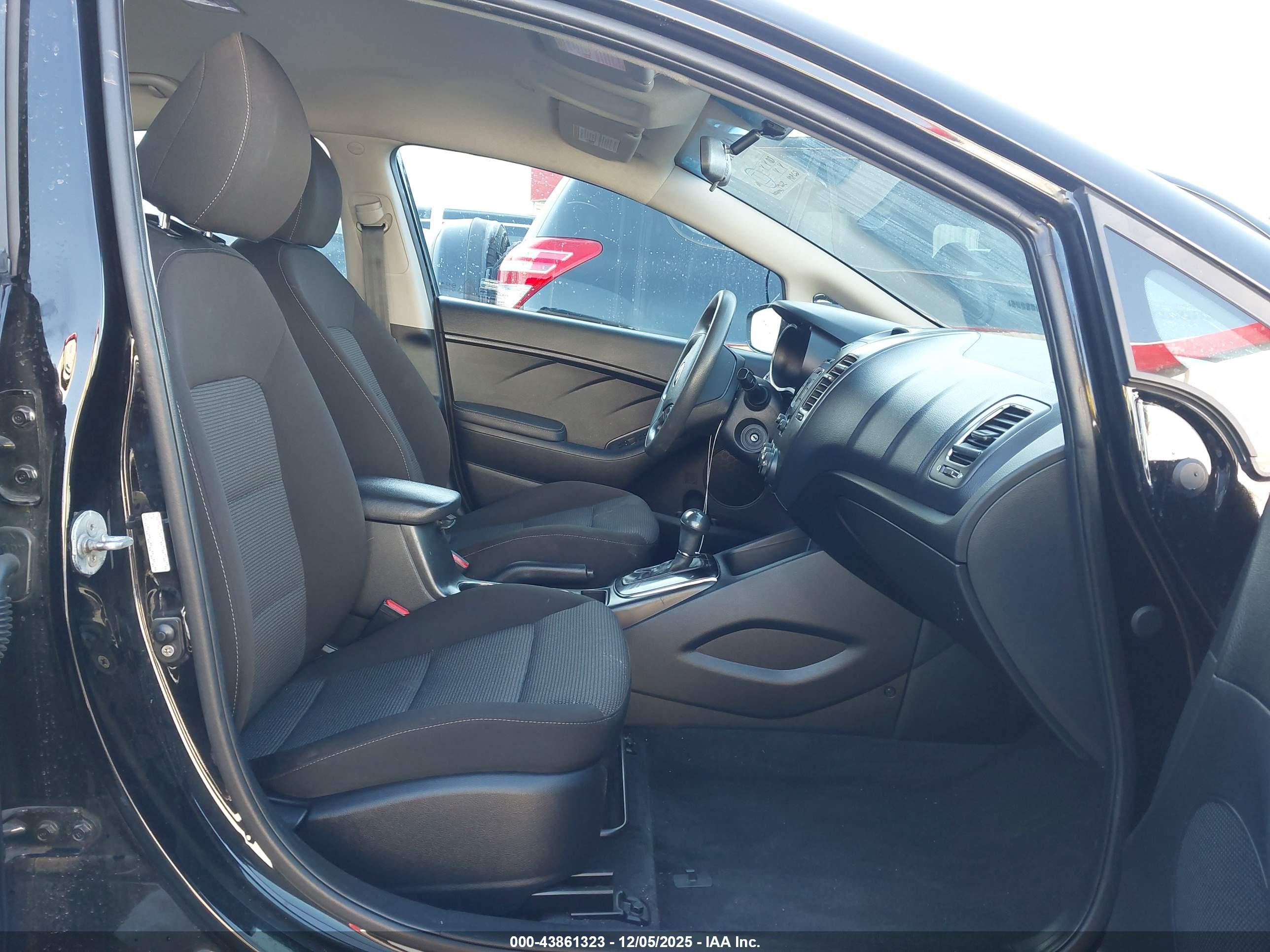 KIA FORTE image 5