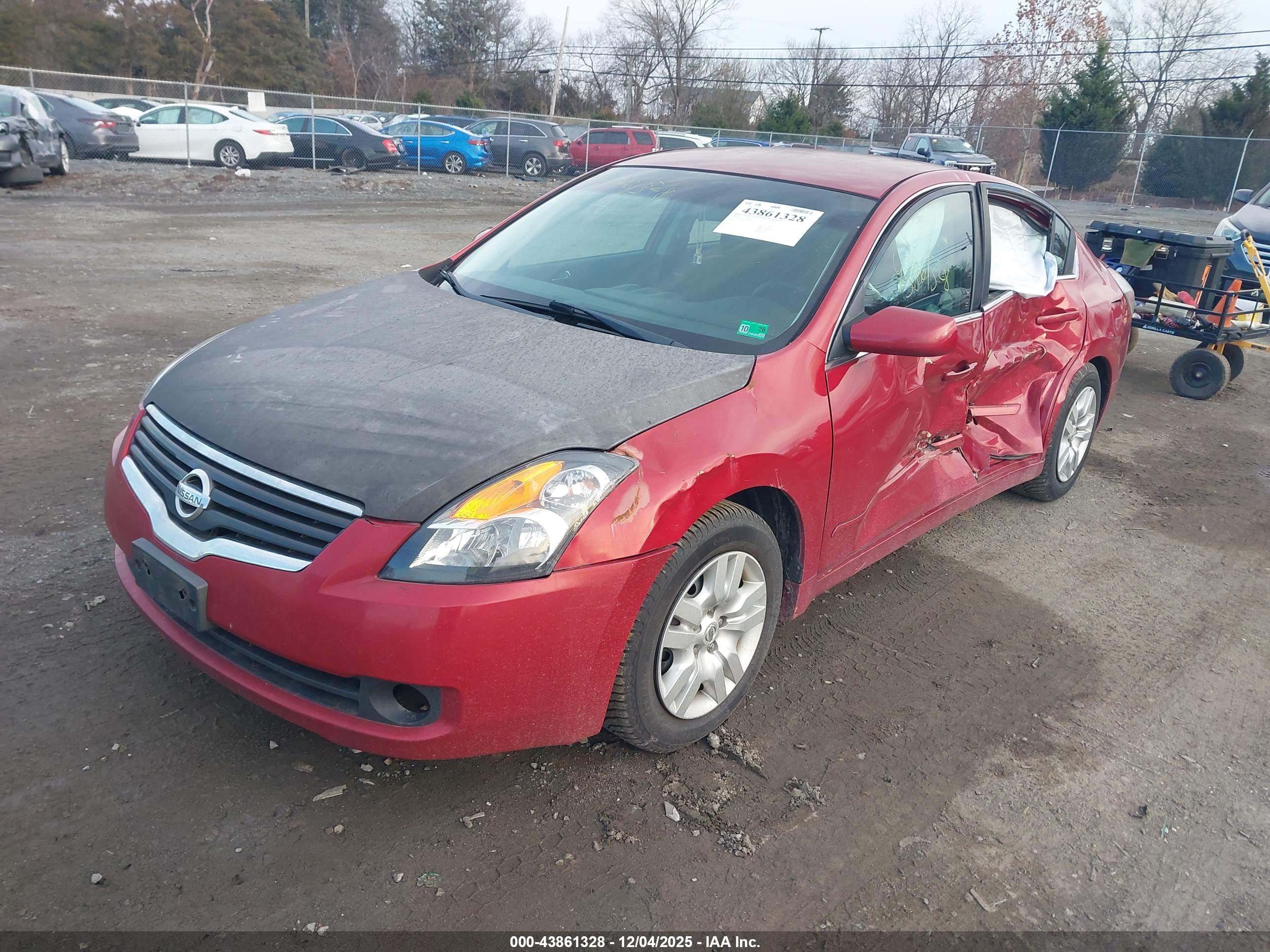 NISSAN ALTIMA image 2
