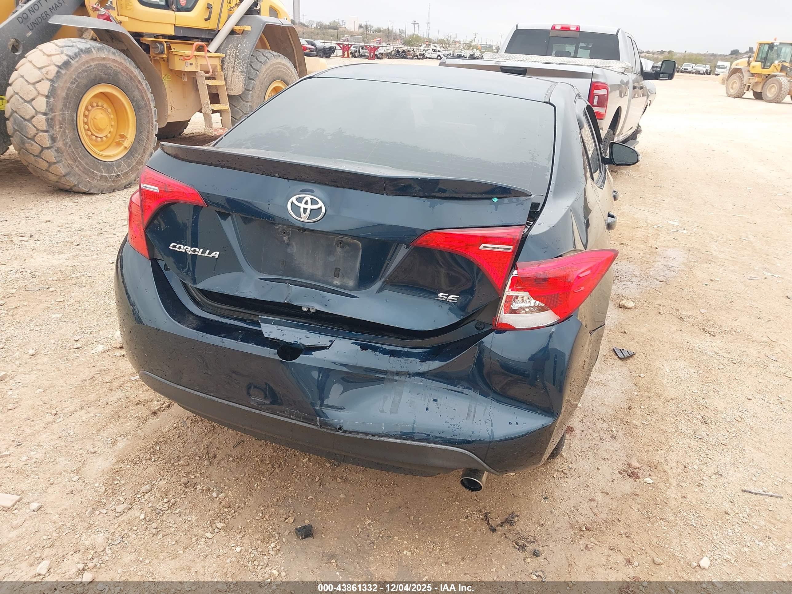 TOYOTA COROLLA image 6