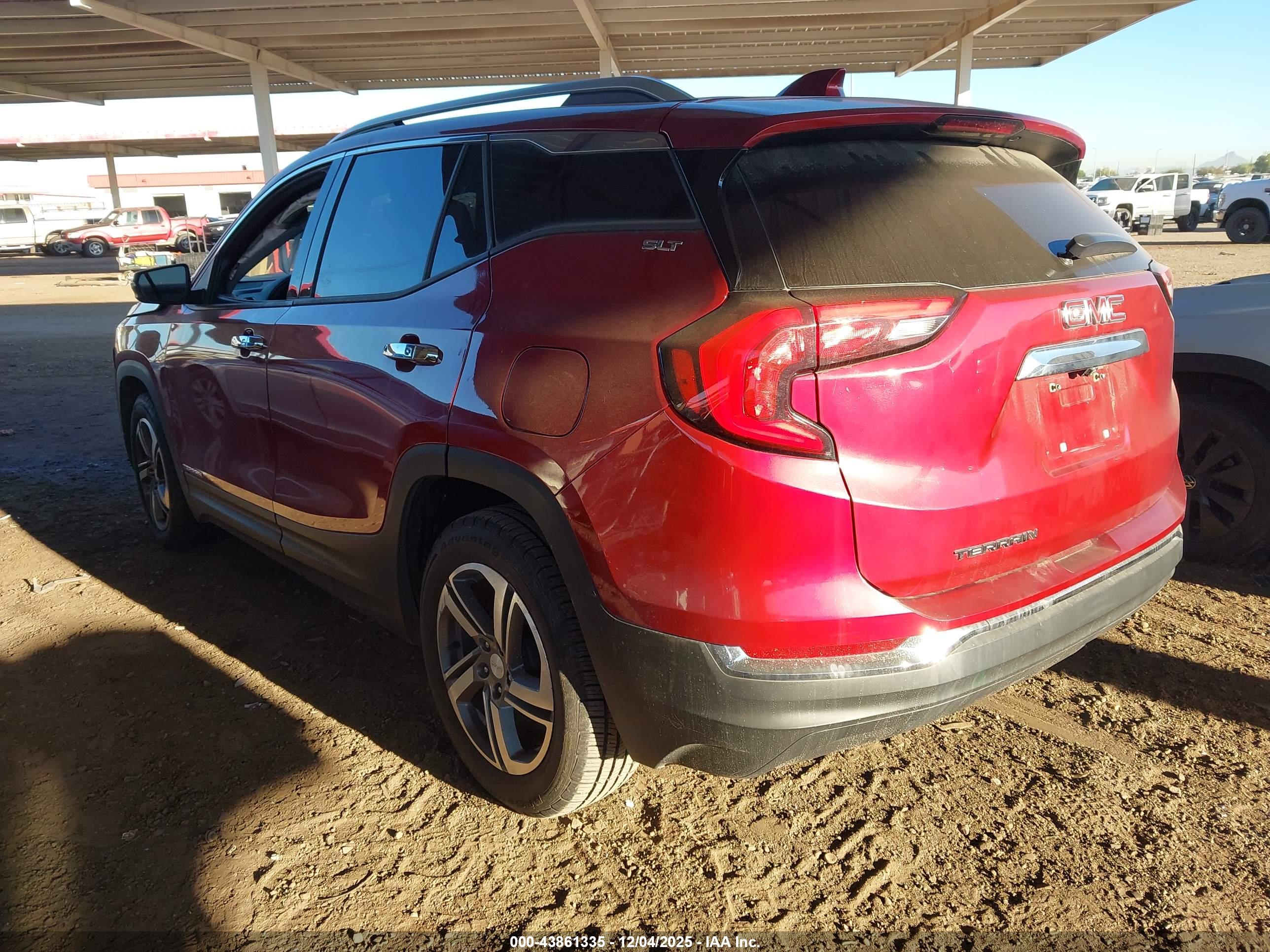 GMC TERRAIN image 3