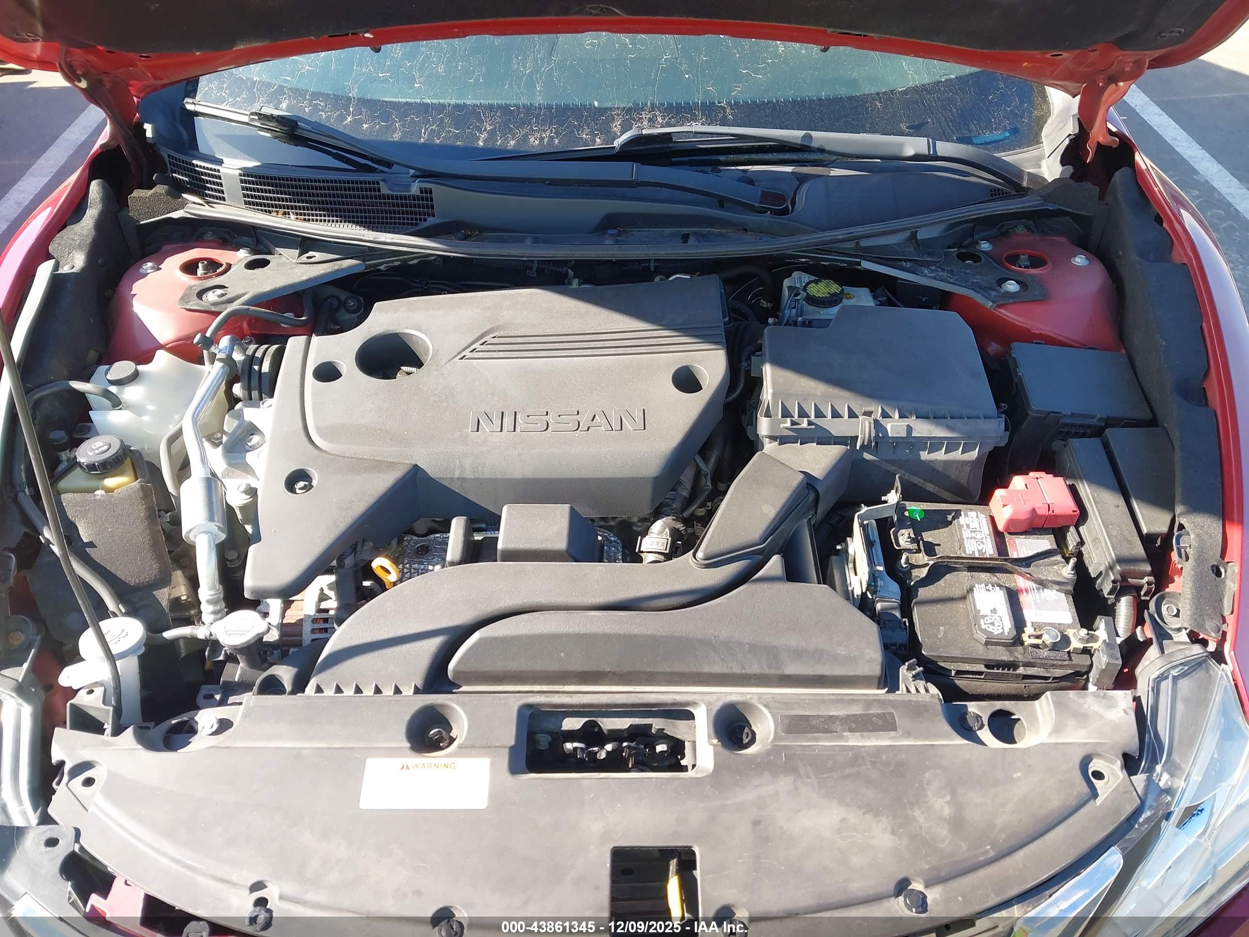 NISSAN ALTIMA image 10