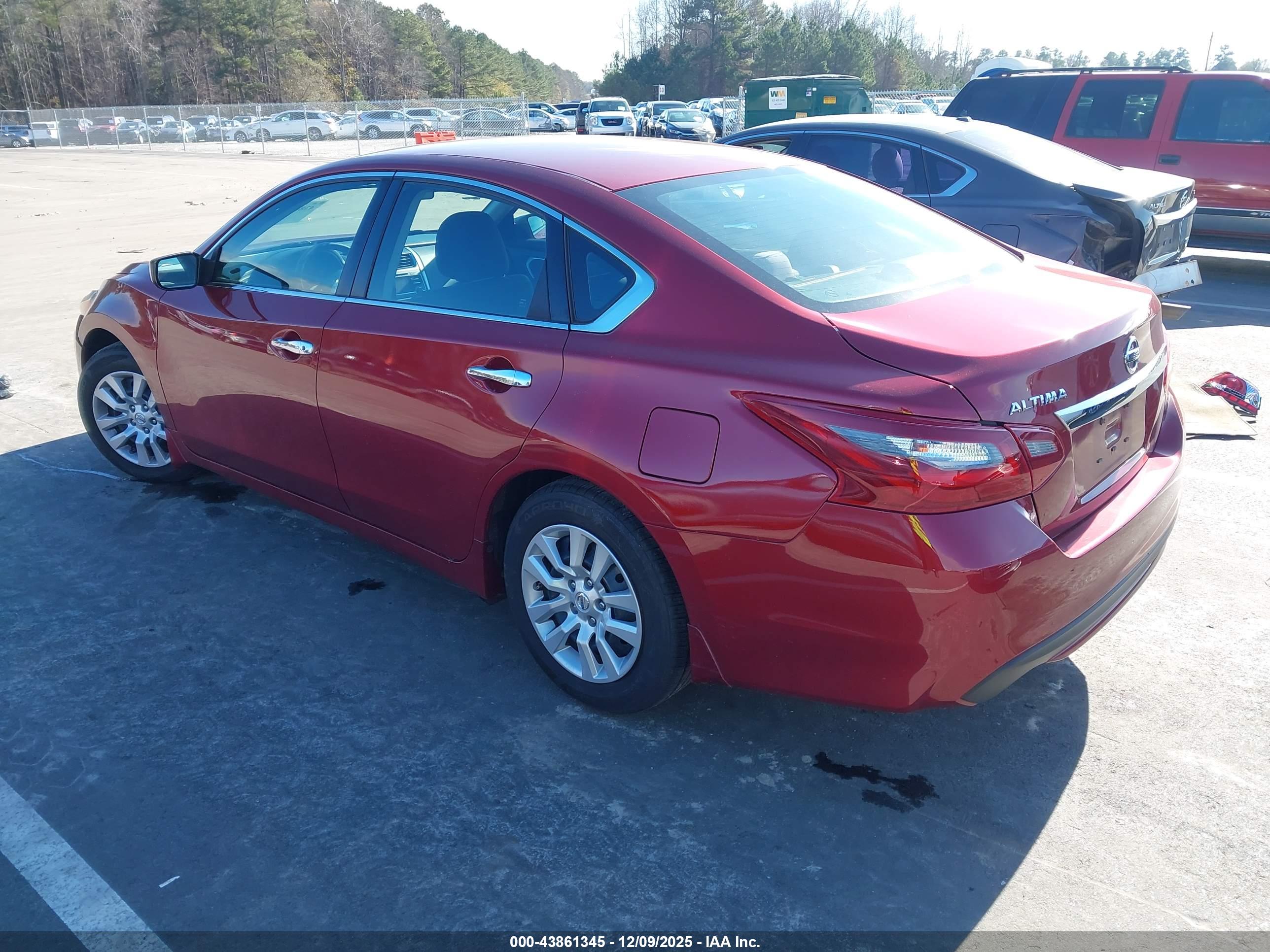 NISSAN ALTIMA image 3