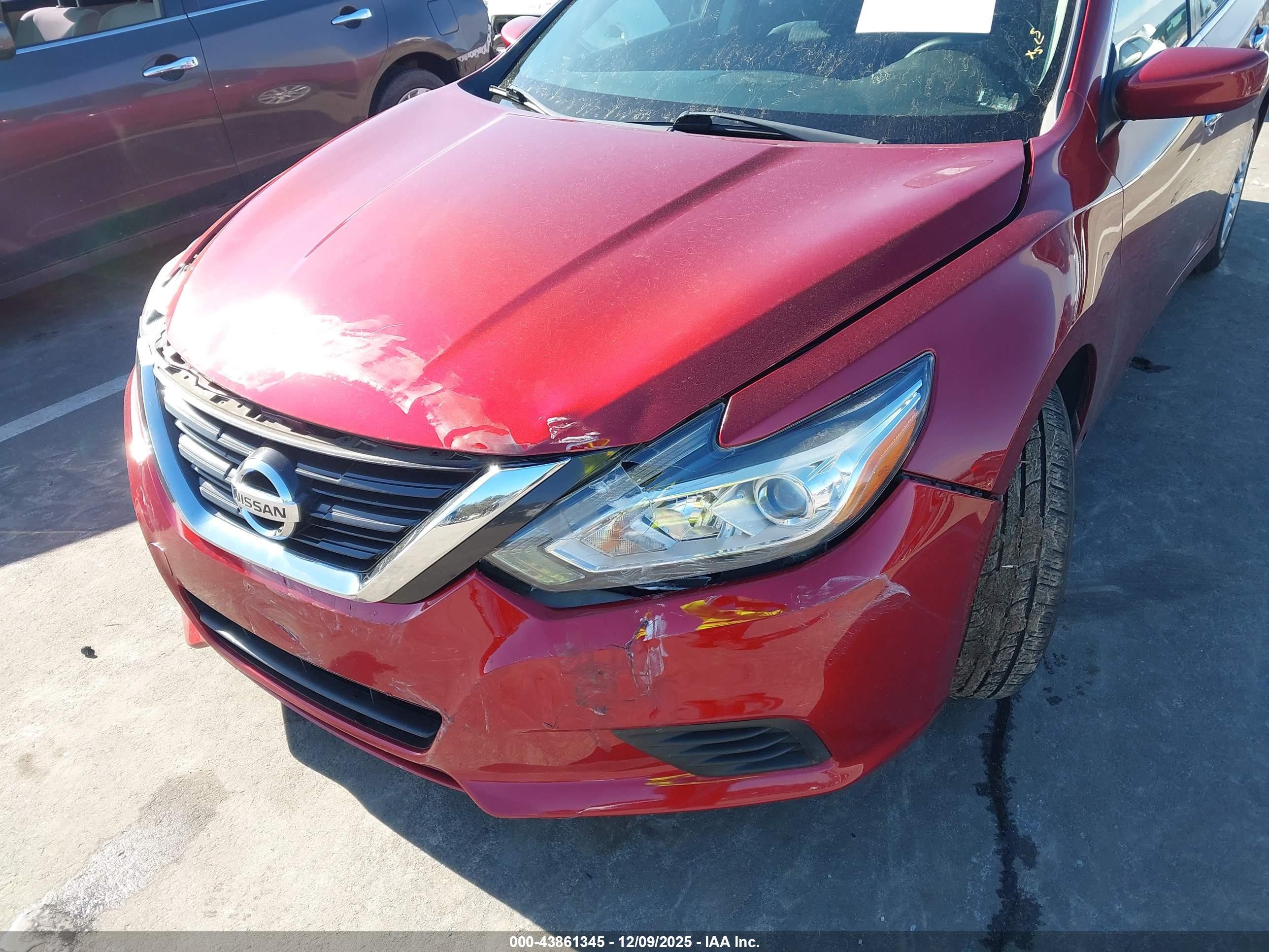 NISSAN ALTIMA image 6