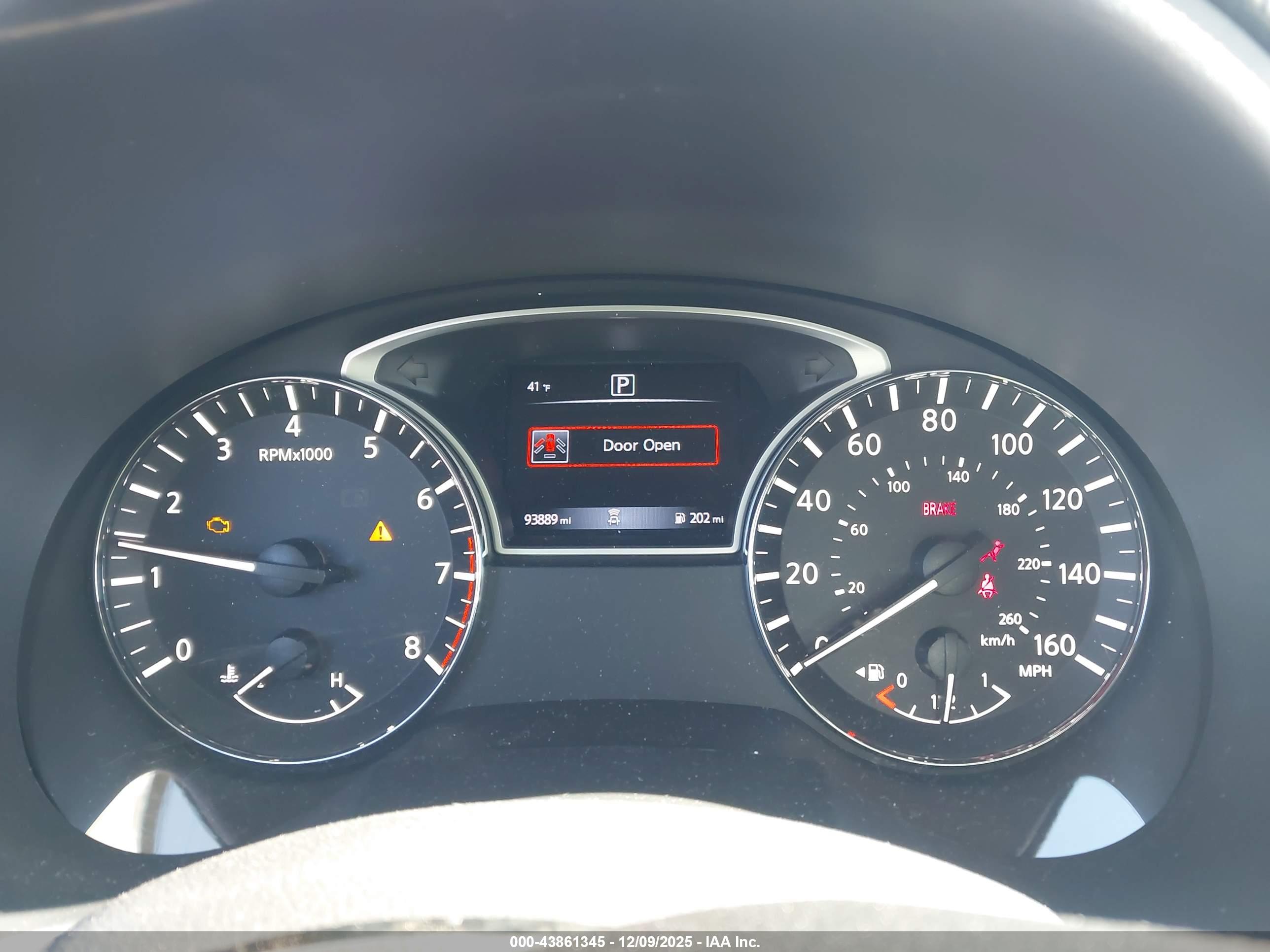 NISSAN ALTIMA image 7