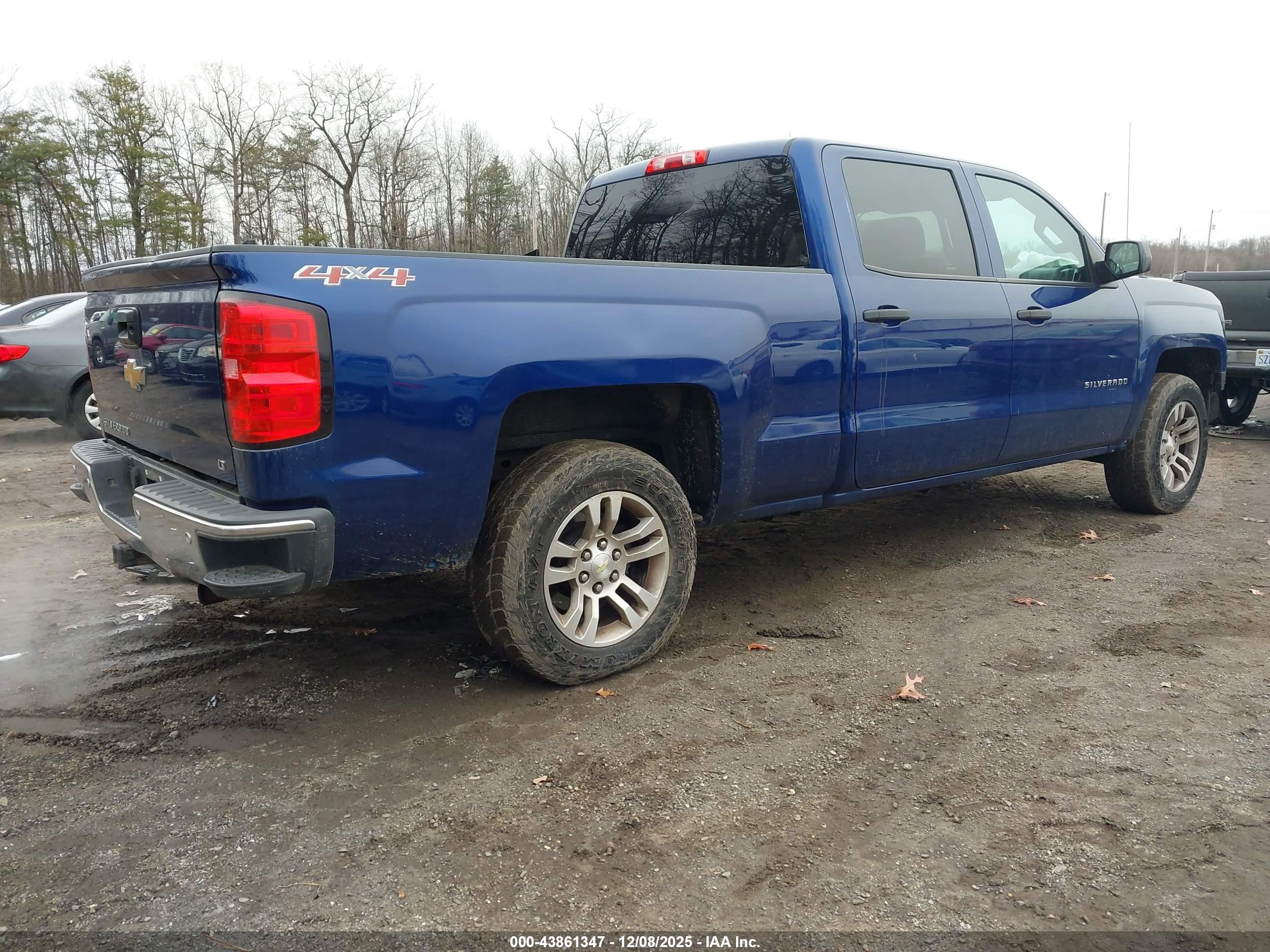 CHEVROLET SILVERADO image 4