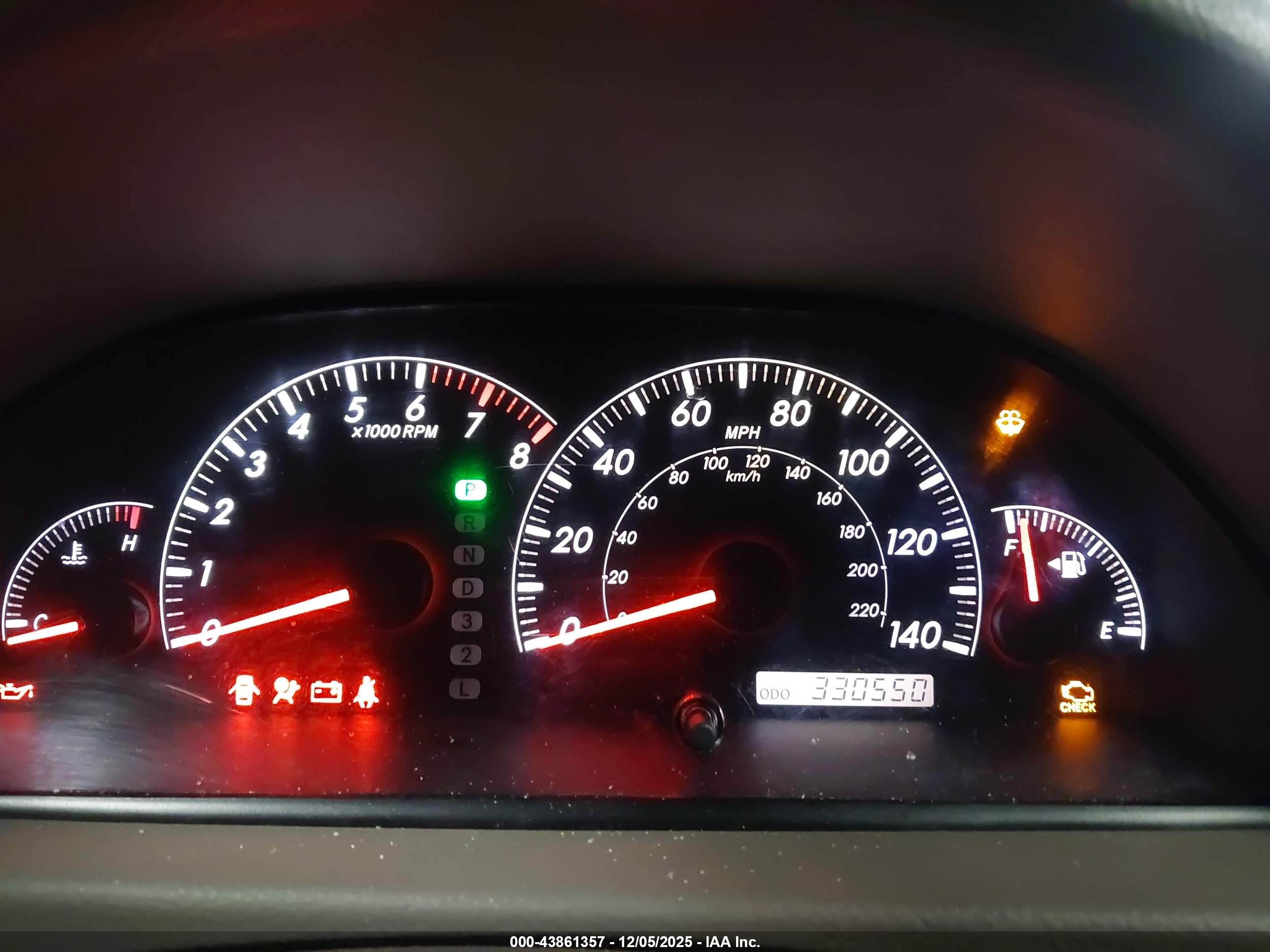 TOYOTA CAMRY image 7