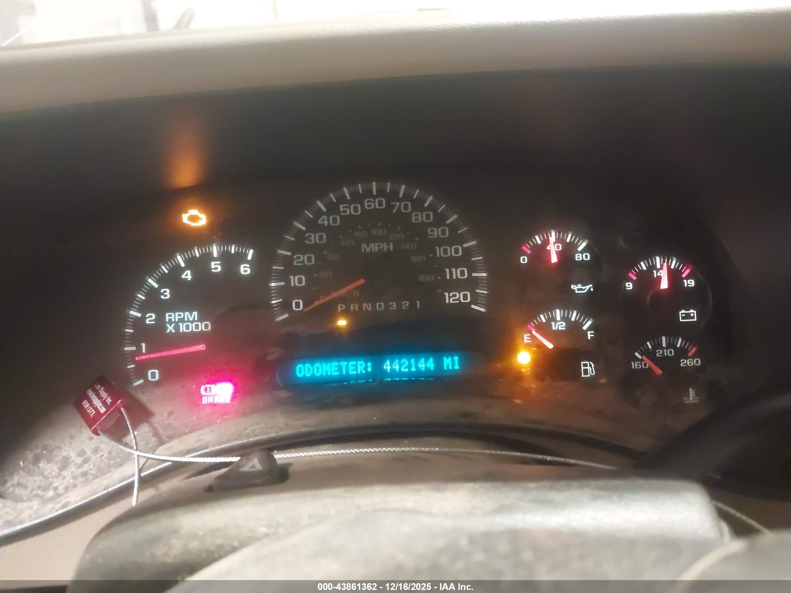 CHEVROLET SILVERADO image 7