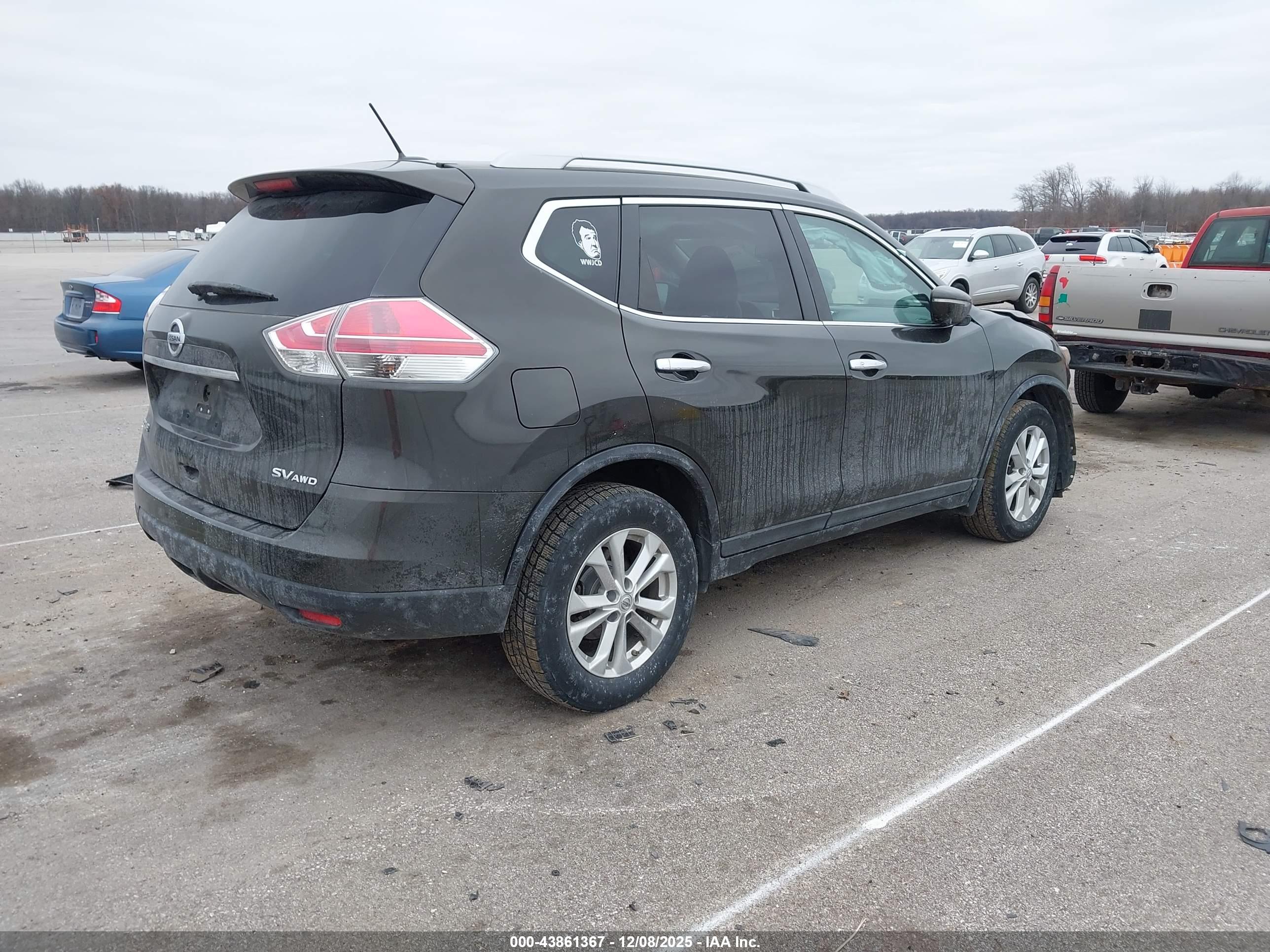 NISSAN ROGUE image 4