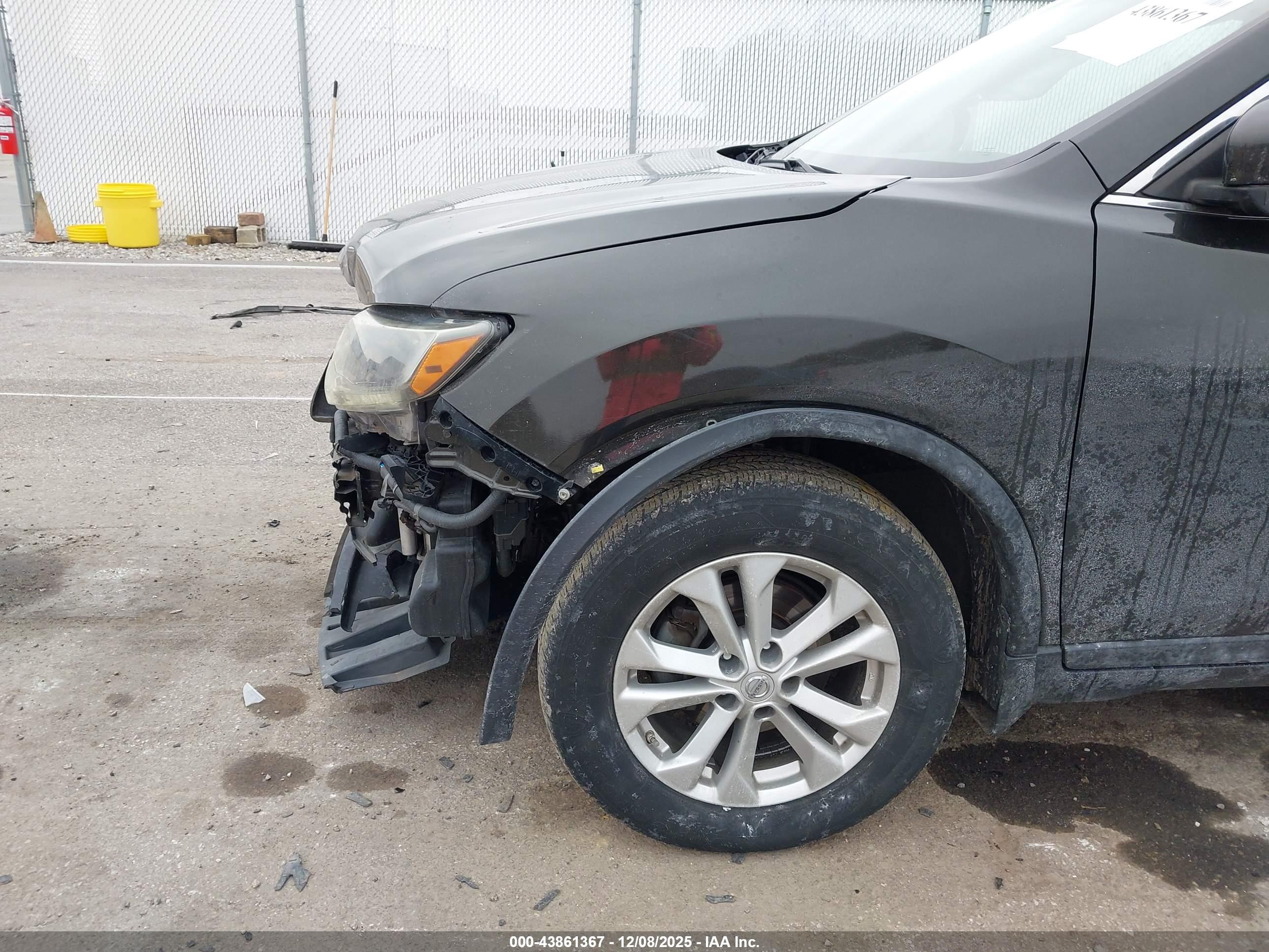 NISSAN ROGUE image 6