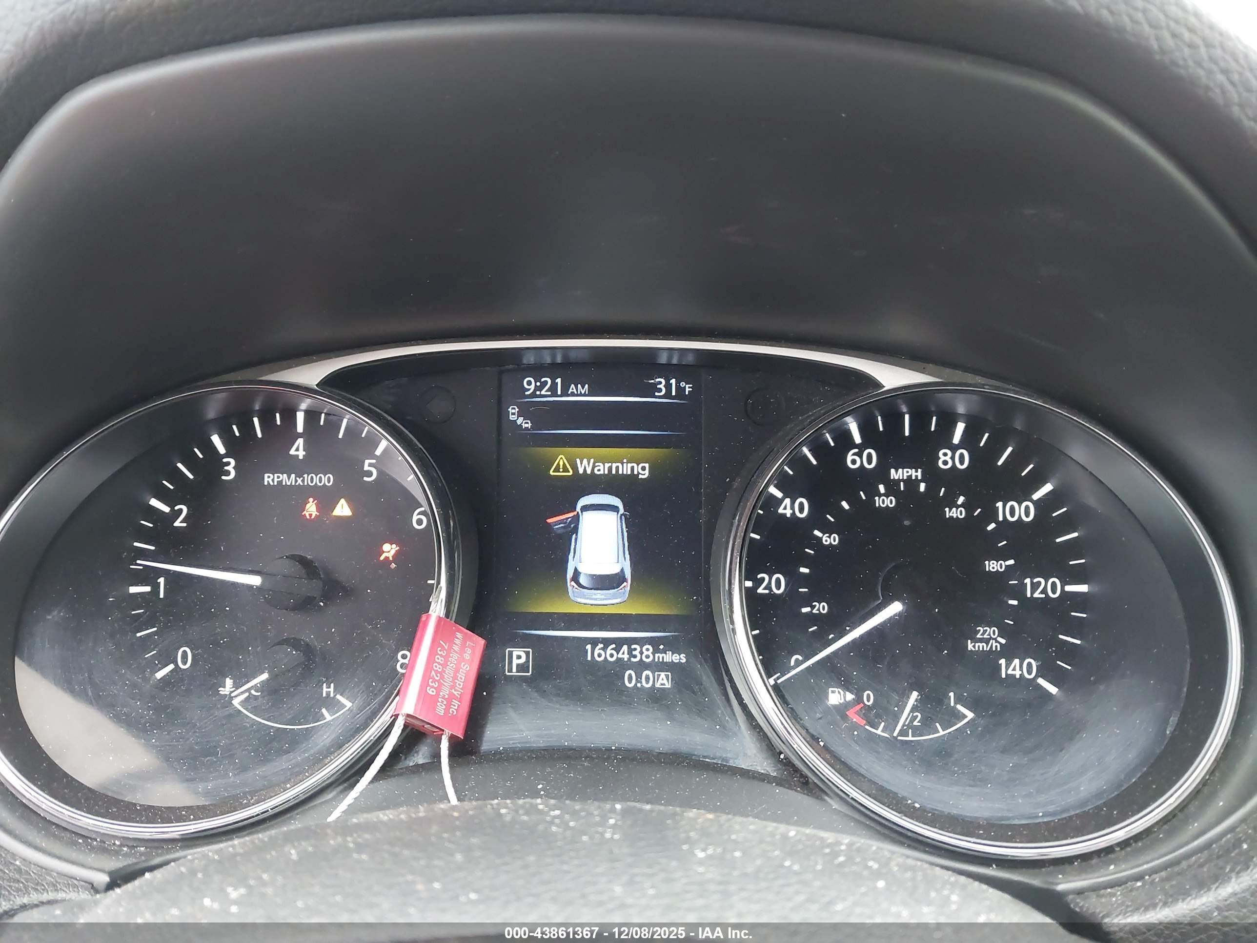 NISSAN ROGUE image 7