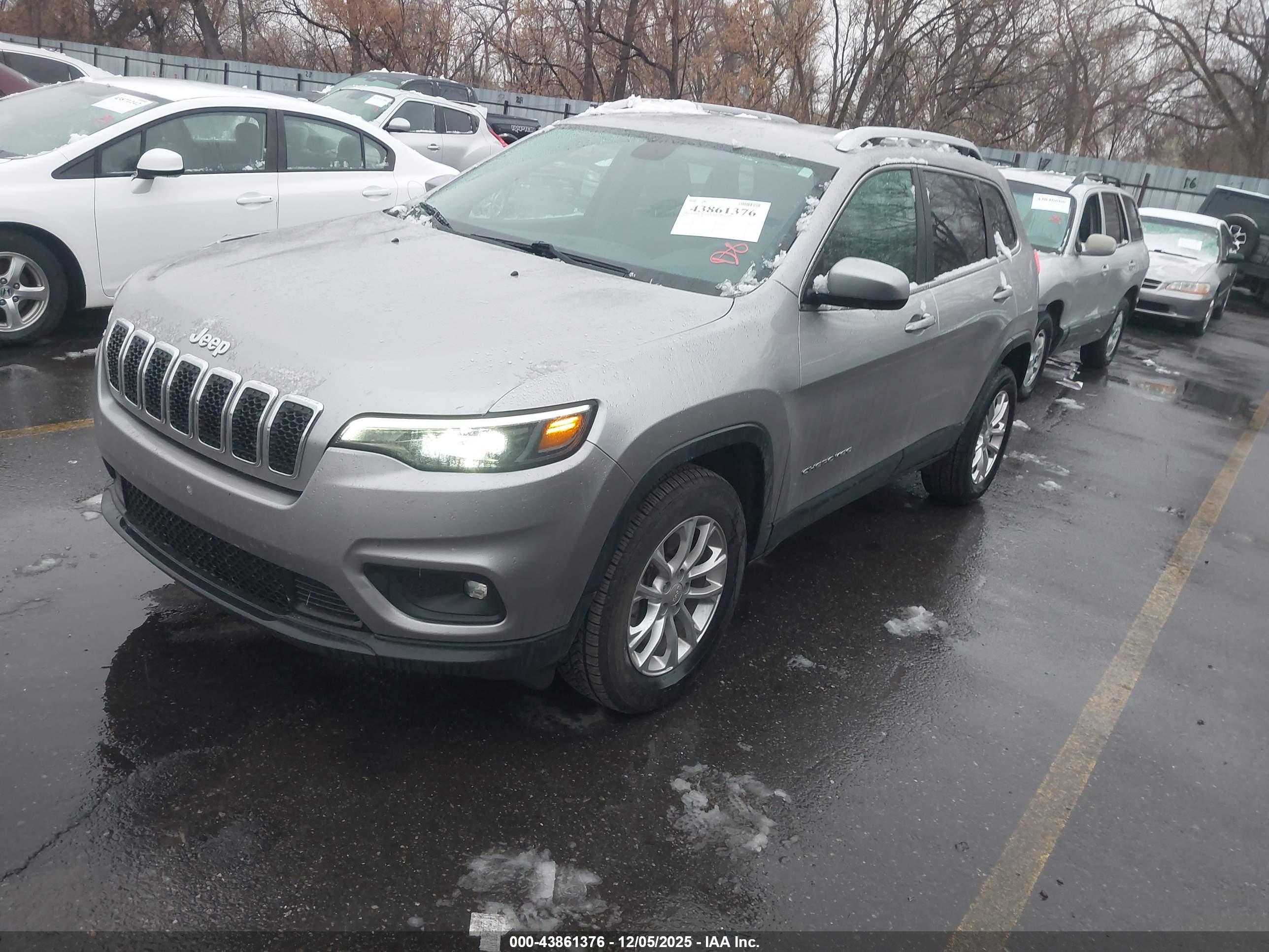 JEEP CHEROKEE image 2