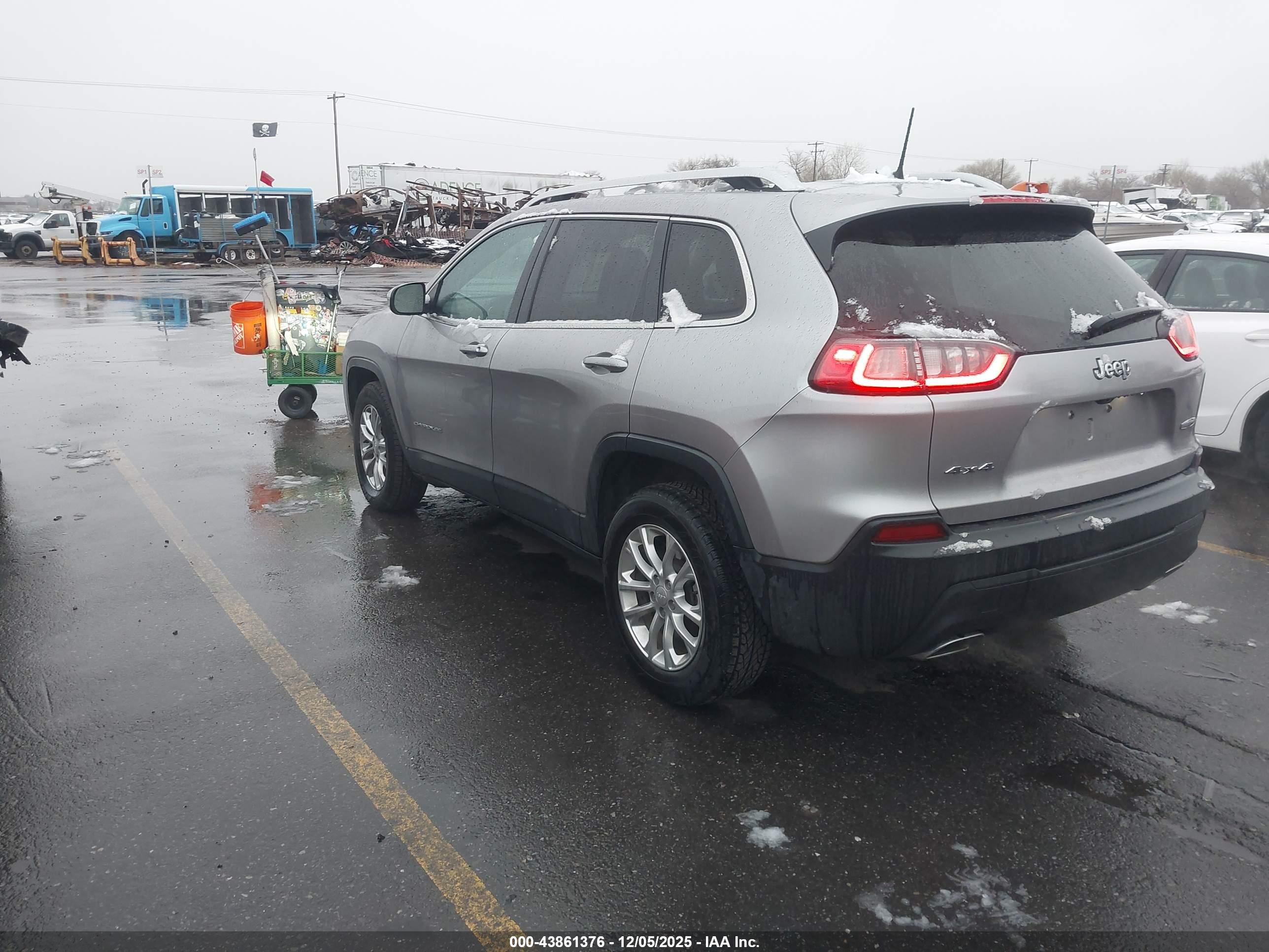 JEEP CHEROKEE image 3