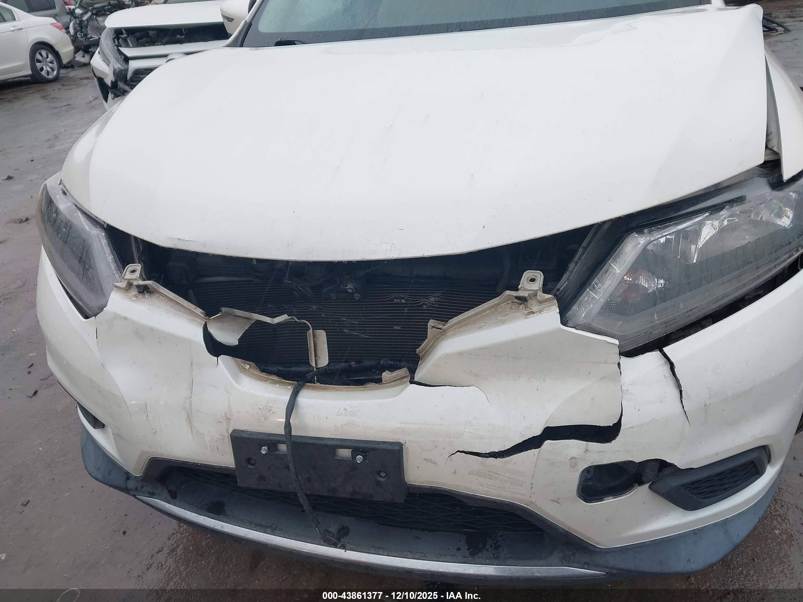 NISSAN ROGUE image 6