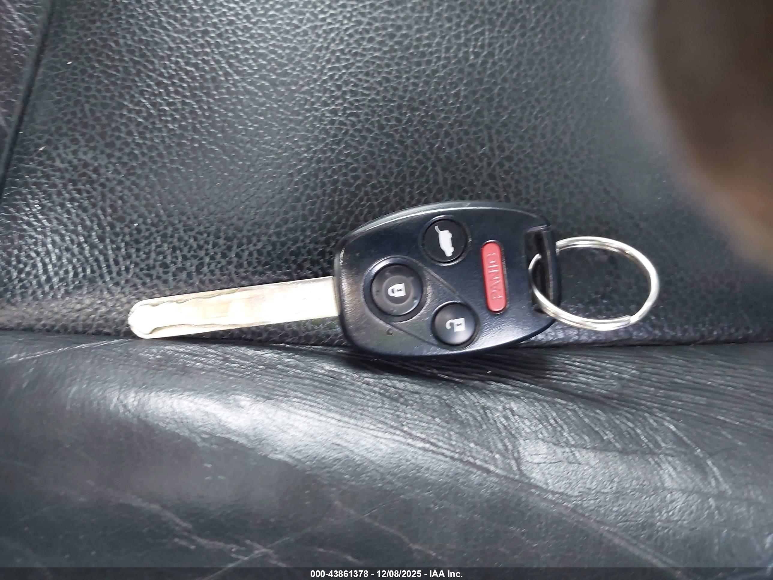 HONDA PILOT image 11