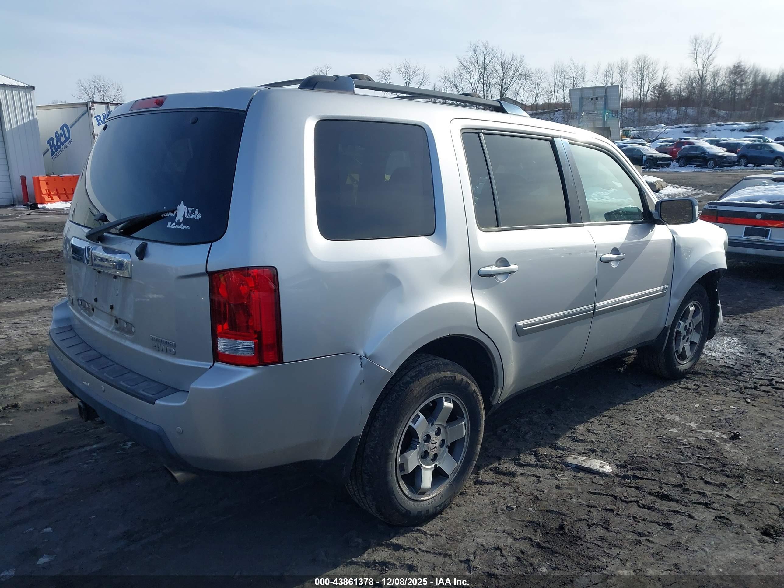 HONDA PILOT image 4