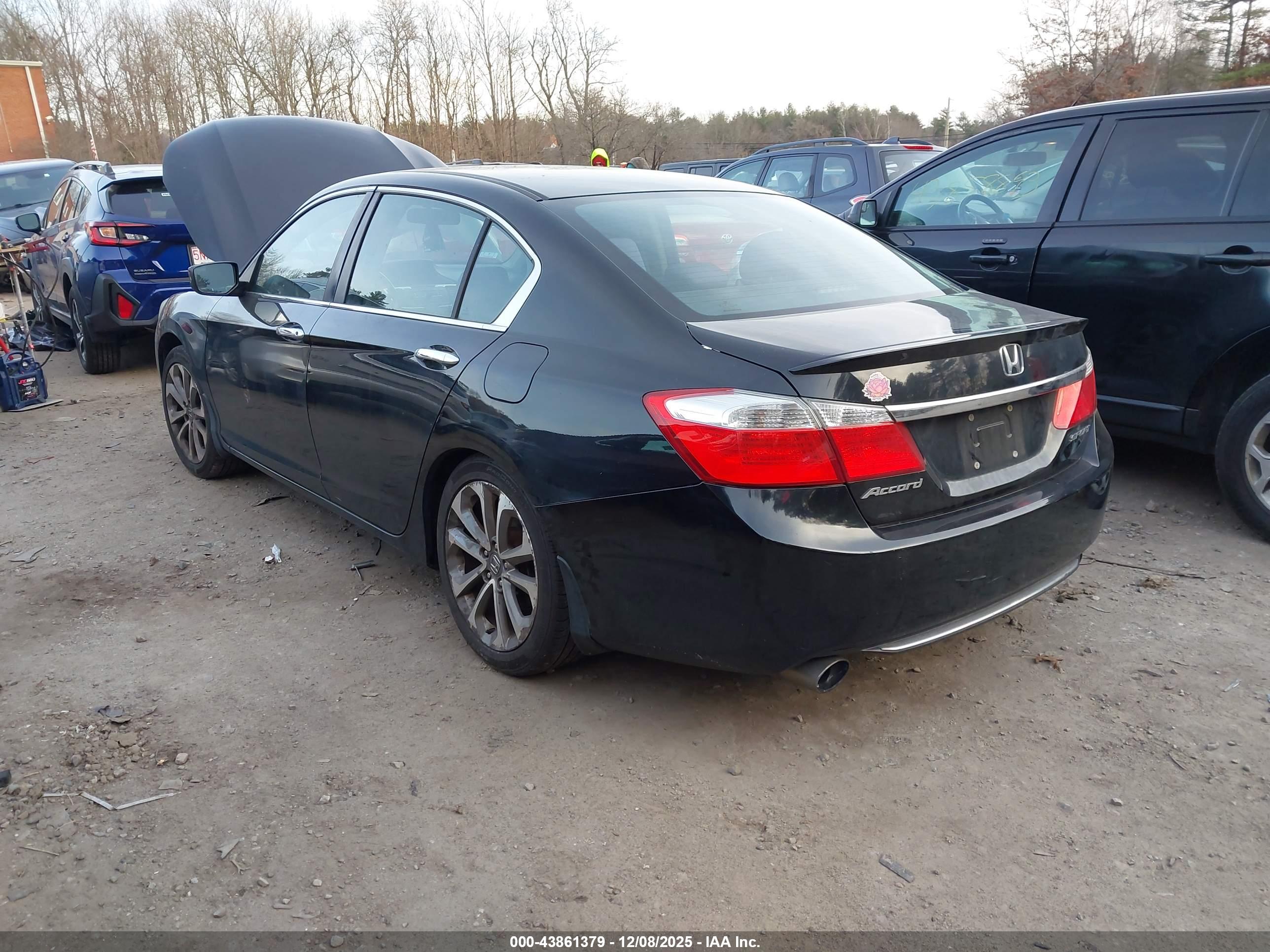 HONDA ACCORD image 3